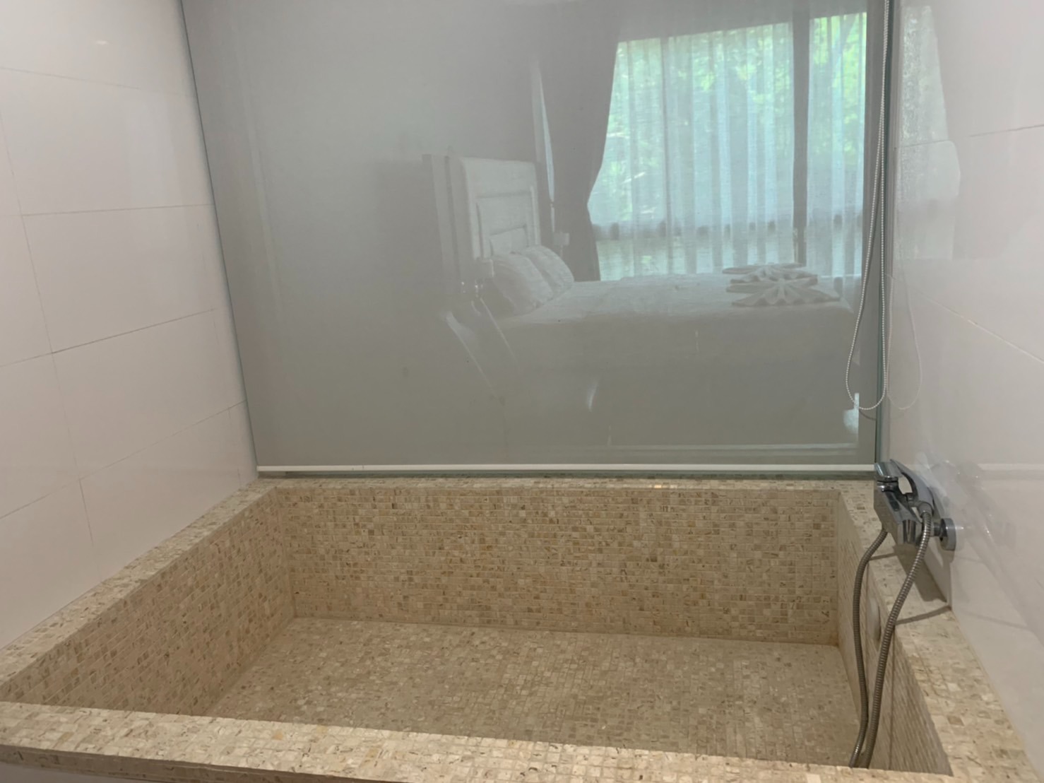 Spacious apartment with pool, 2 bedrooms, Bangtao