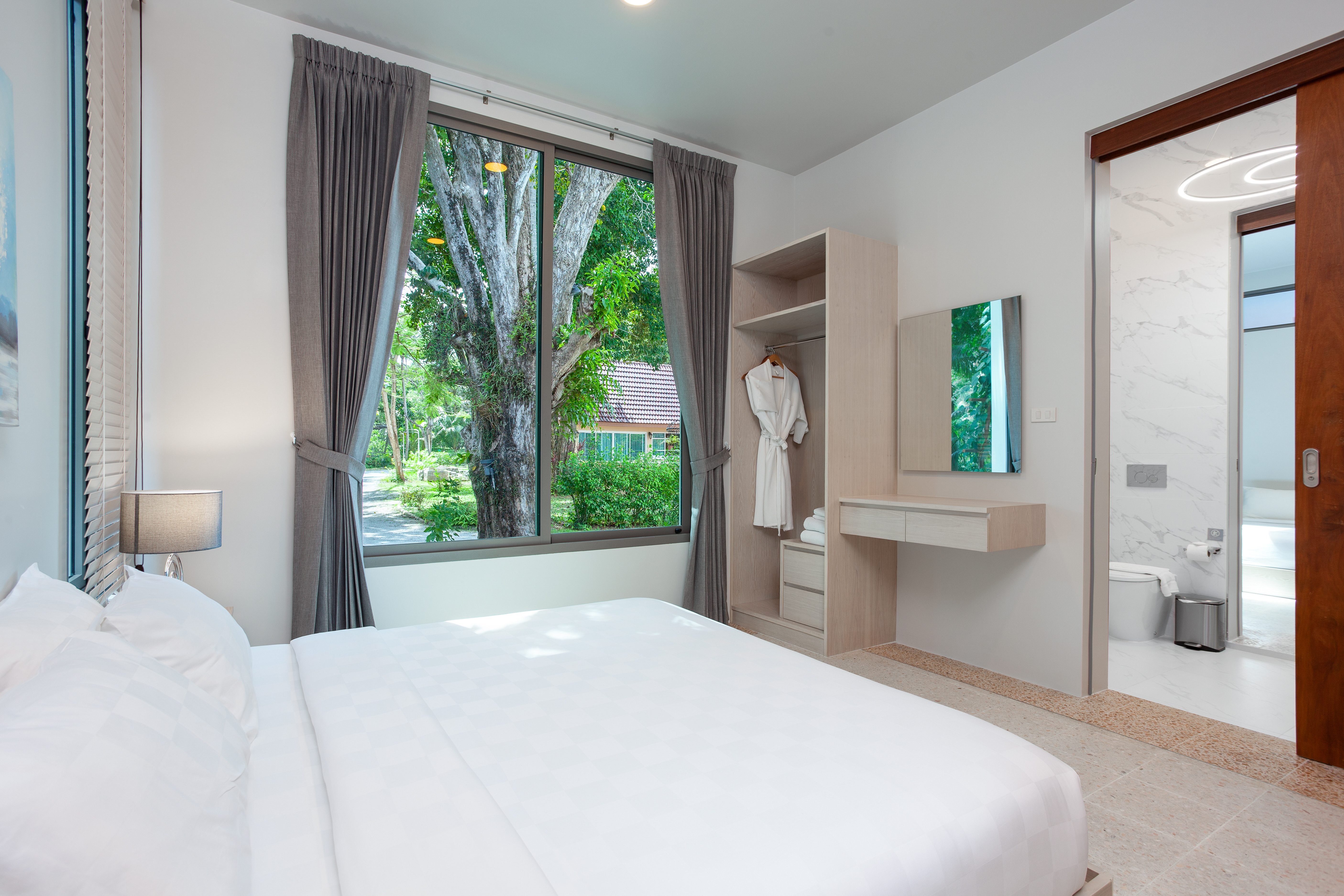 Spacious villa with pool in Rawai, 3 bedrooms