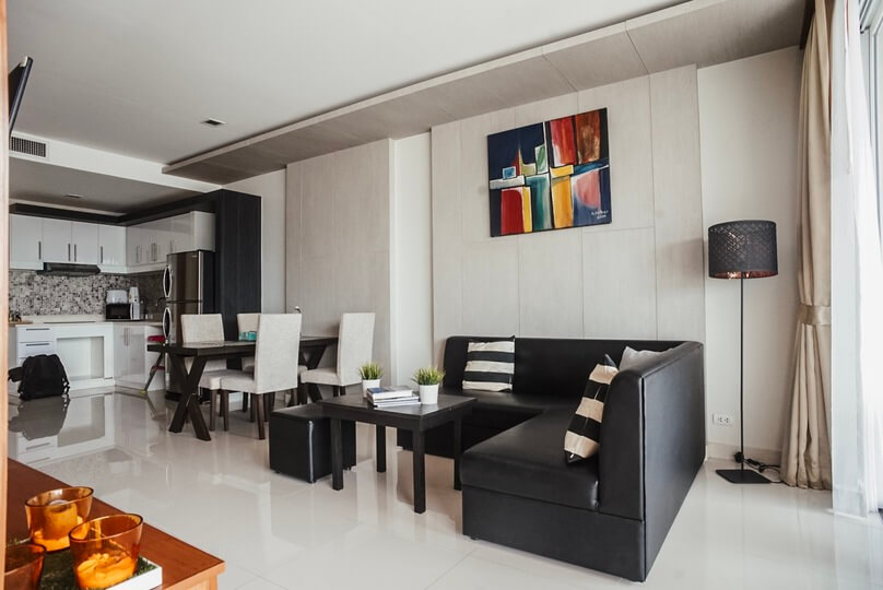 Bright One-Bedroom Apartment, Kata