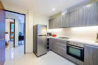 Luxurious 4 bedroom rooftop pool villa, Bangtao