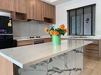 Modern villa with pool and 3 bedrooms in Kathu