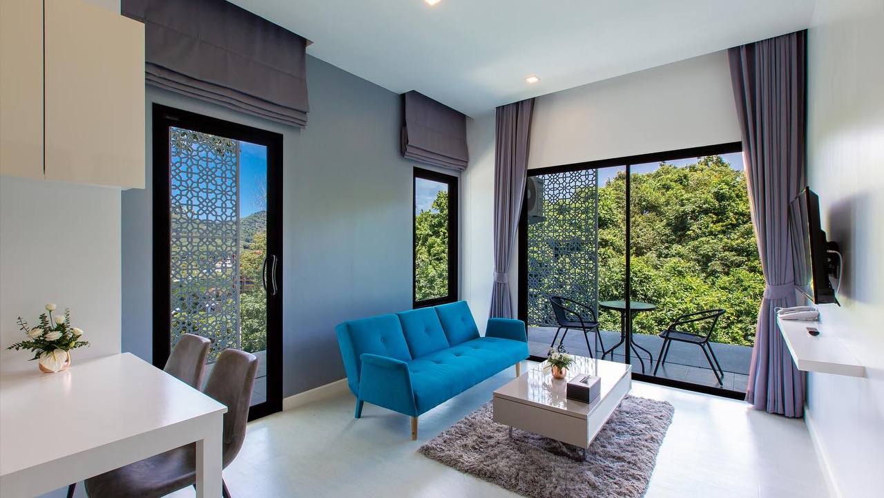 Apartment in Nai Harn, 53 m2