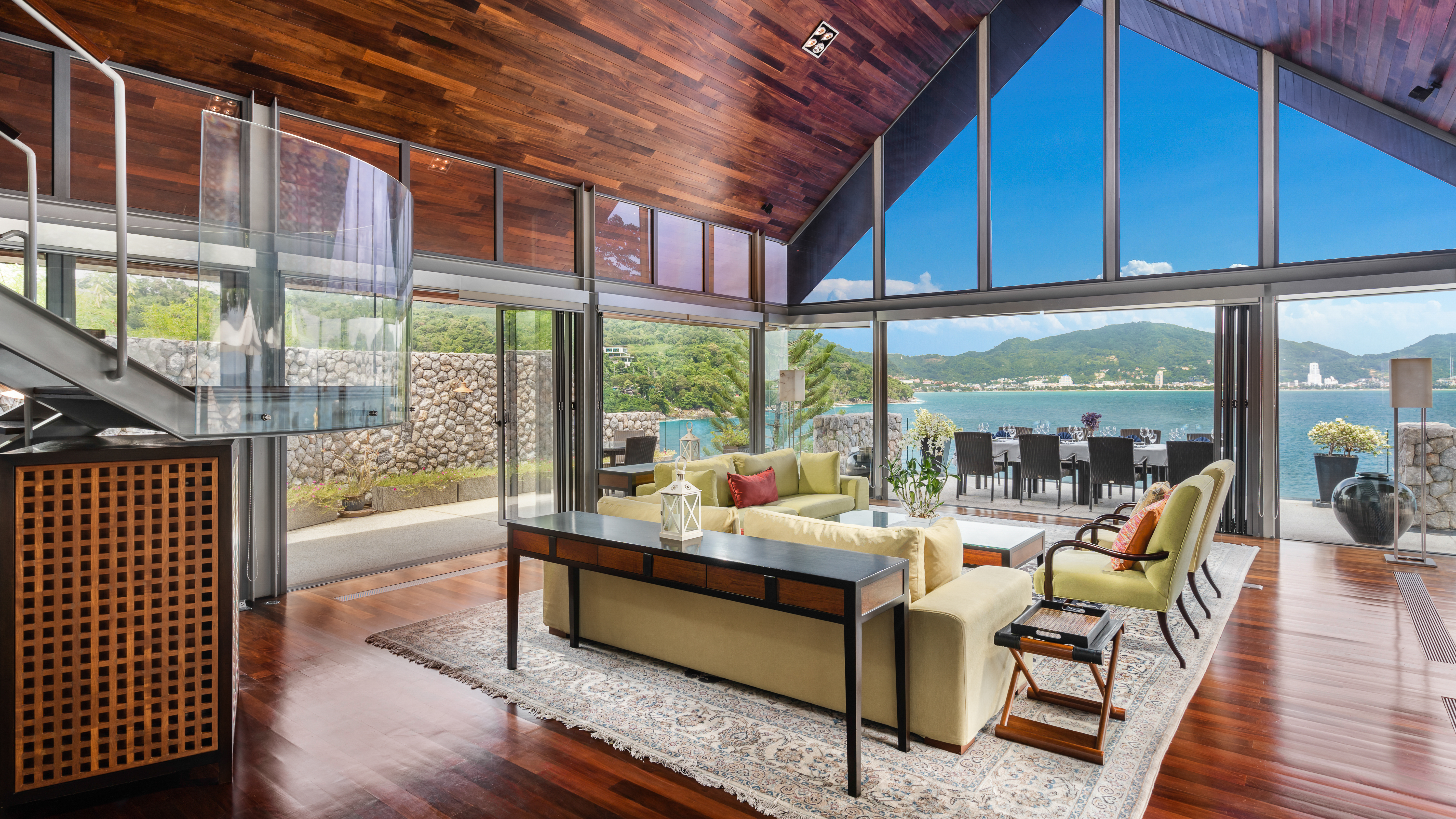 Magnificent villa with a pool and a garden overlooking the sea, 5 bedrooms, Kathu