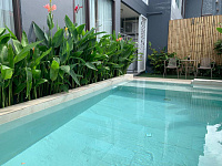Beachfront 1 Bedroom Apartment with Pool, Surin