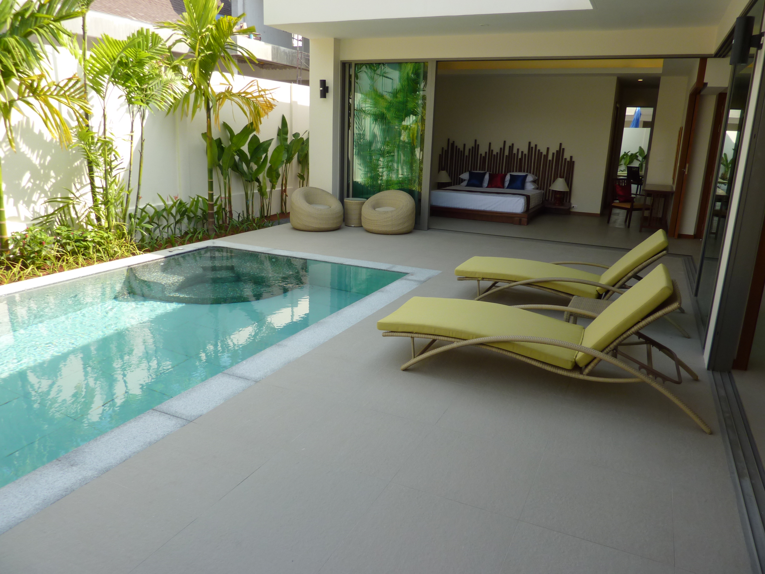 Spacious villa with pool in Rawai, 2 bedrooms
