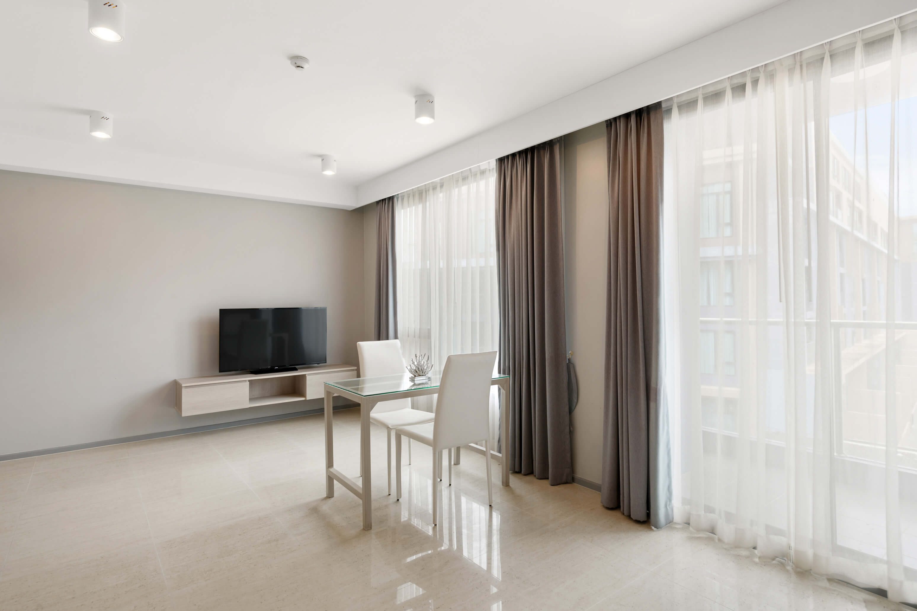 Spacious apartment with large panoramic windows, 1 bedroom, Surin