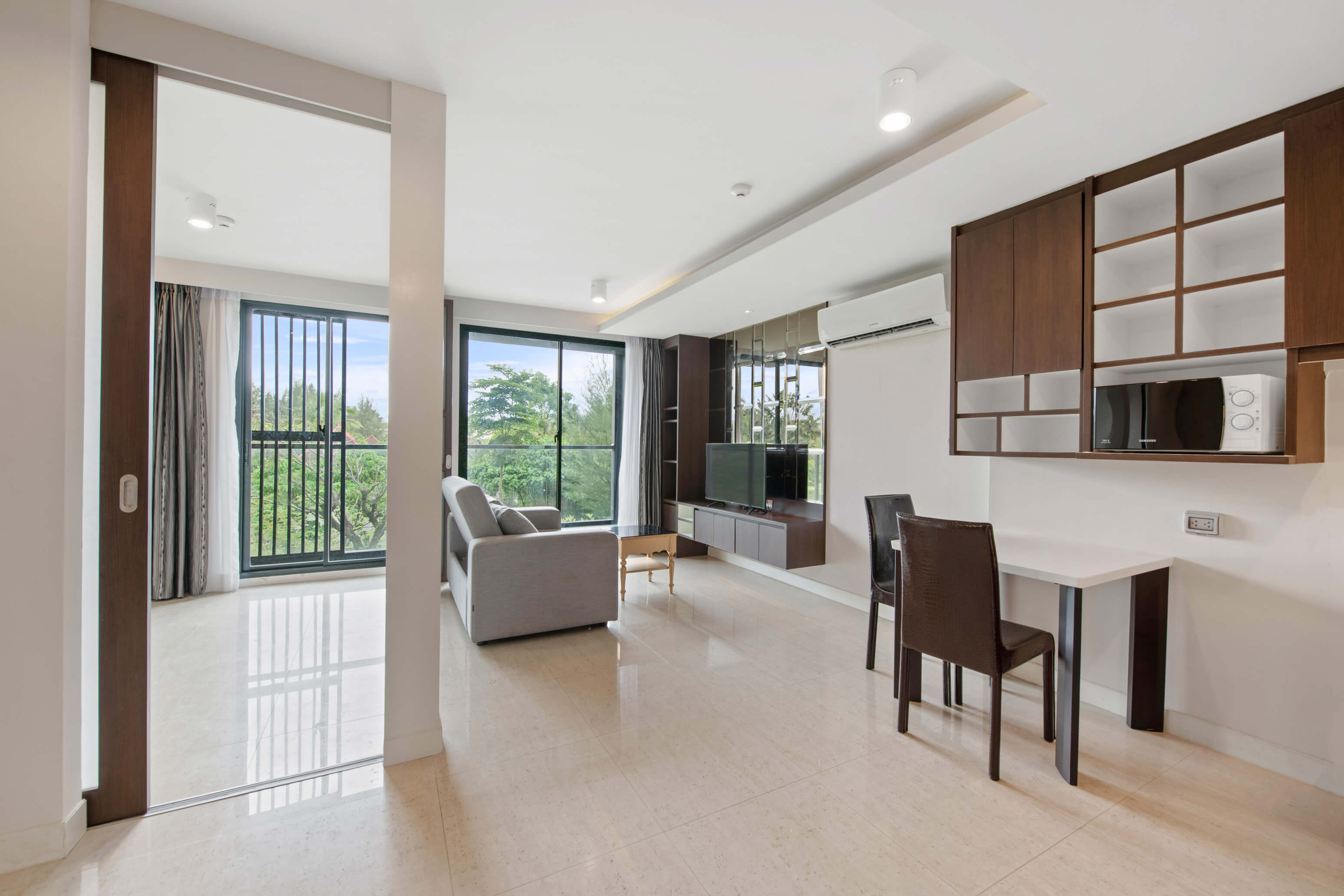 Beautiful apartment with large panoramic windows, 1 bedroom, Surin