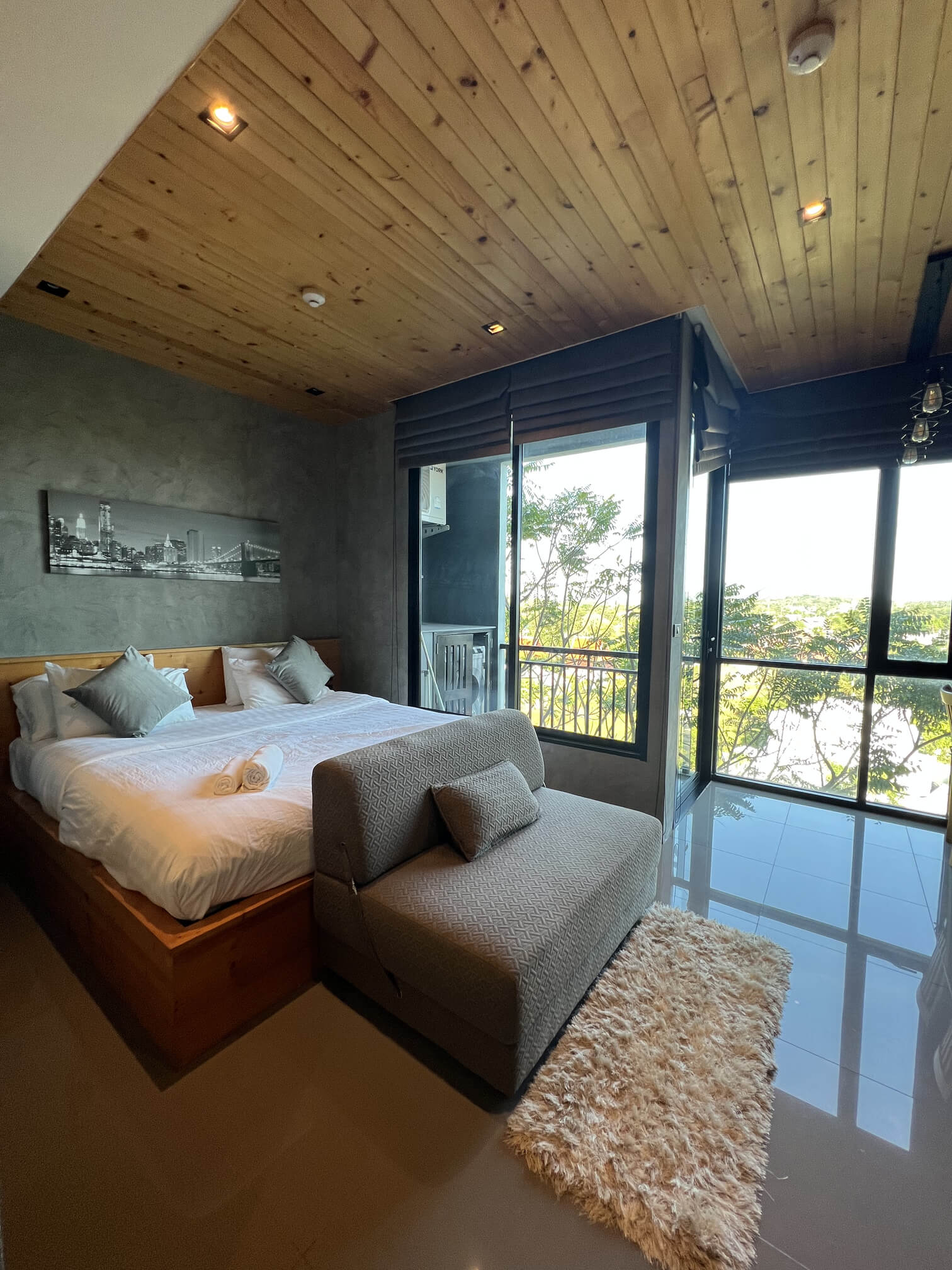 Studio apartment in a residential complex within walking distance of Nai Harn Beach