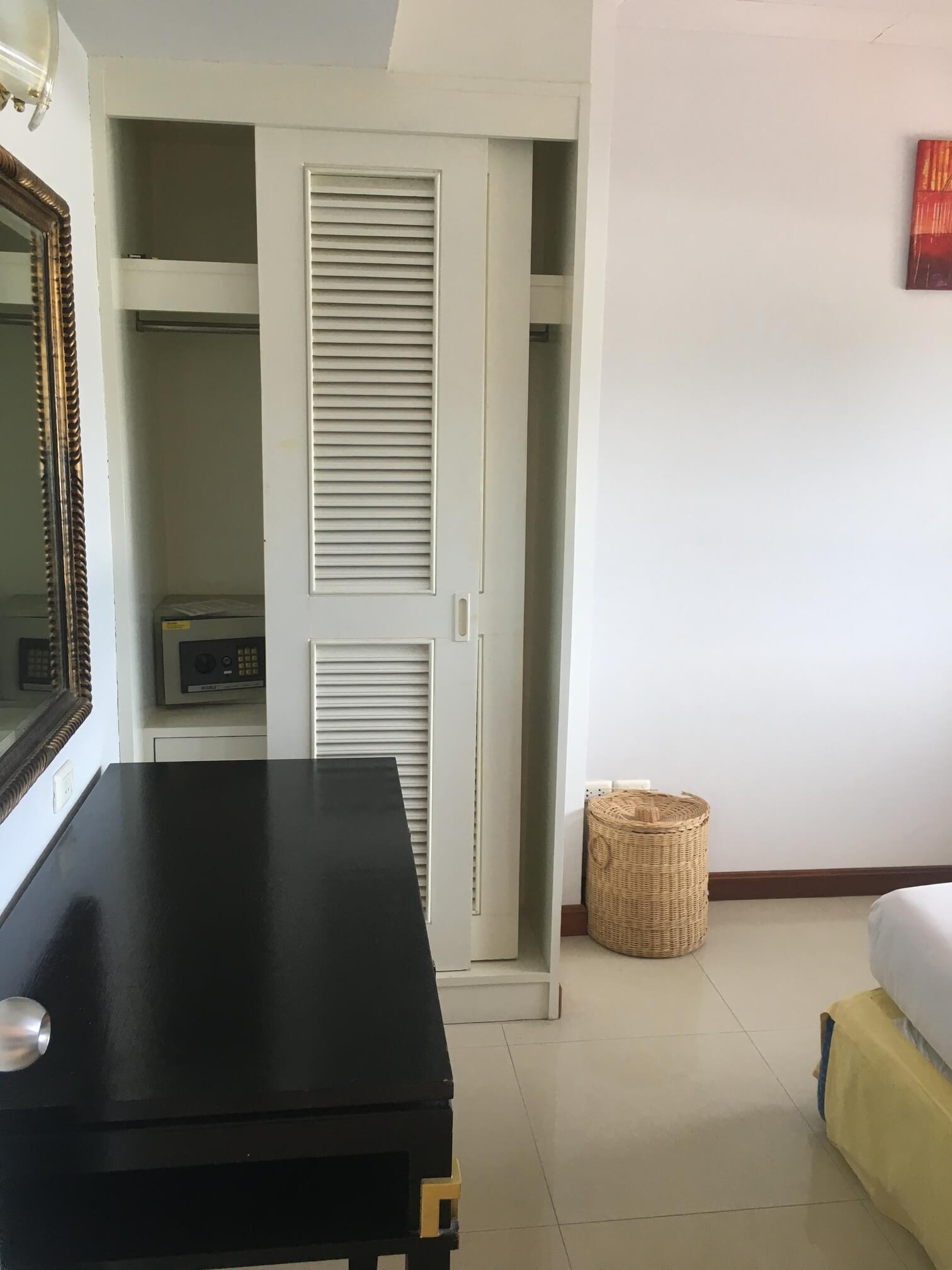 2 bedroom apartment with great location, Kata Karon