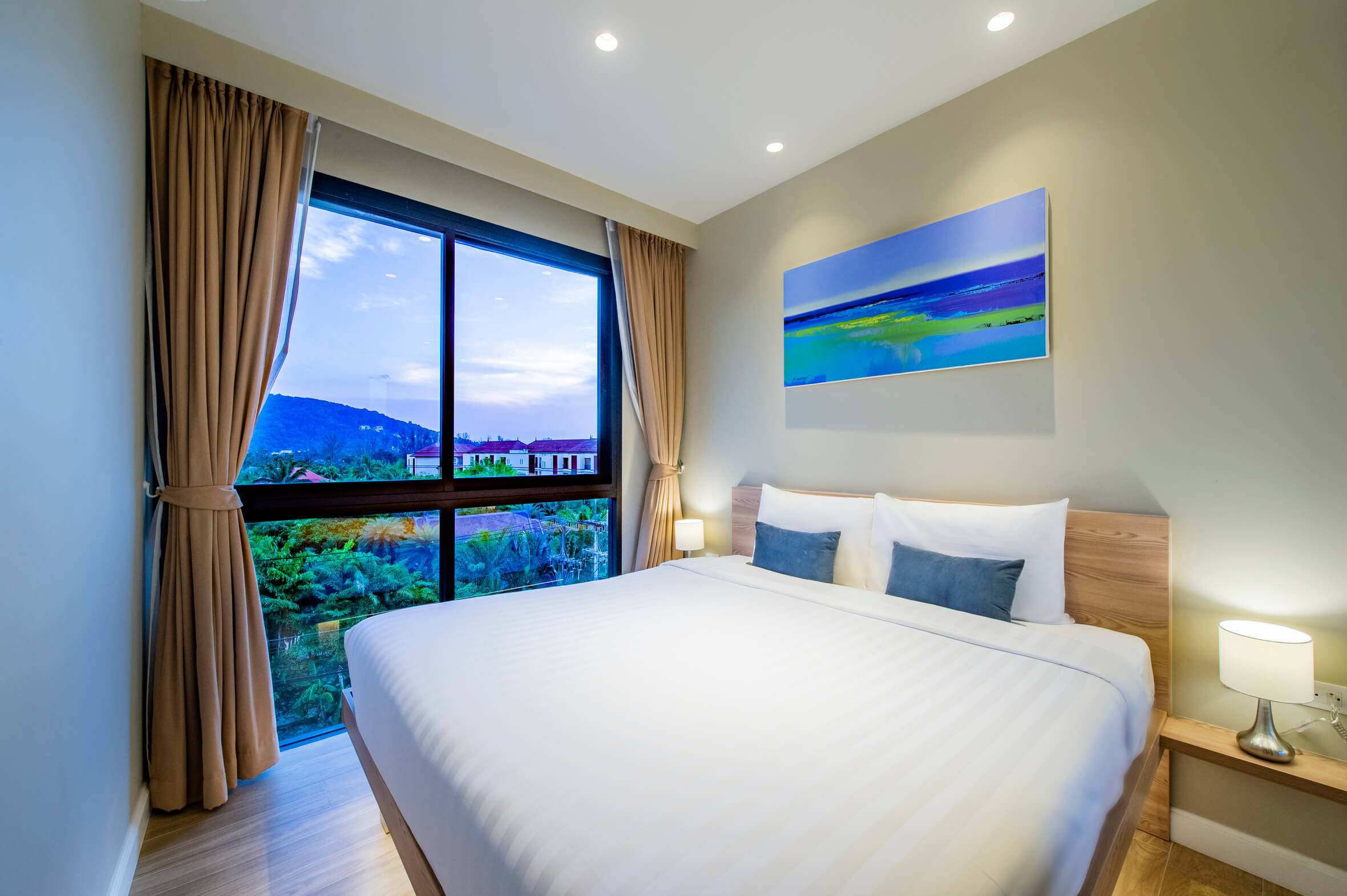 Apartment overlooking Phuket 2 bedrooms, Bangtao