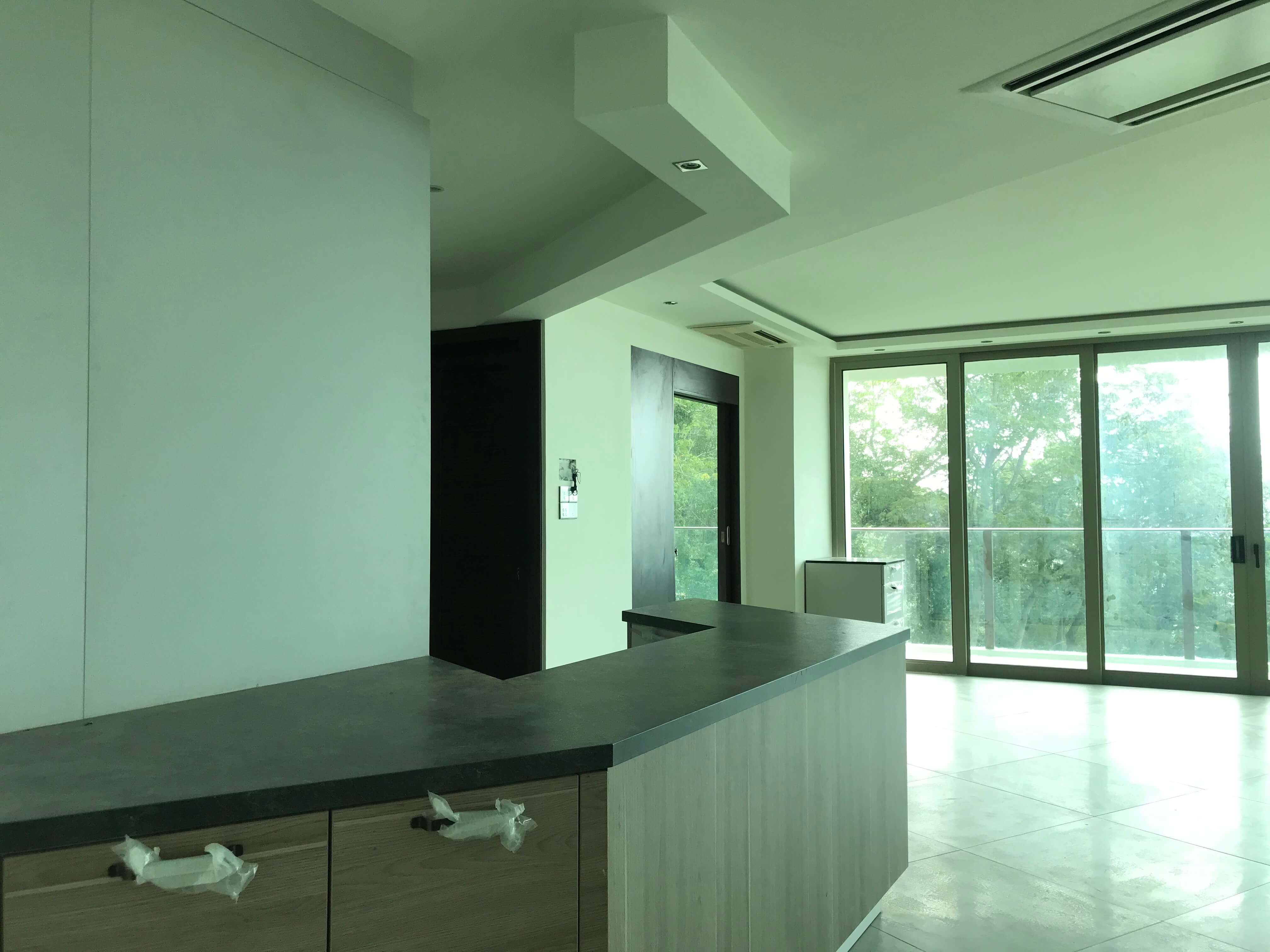 Apartment with a large private balcony and a picturesque view, 2 rooms, Kamala