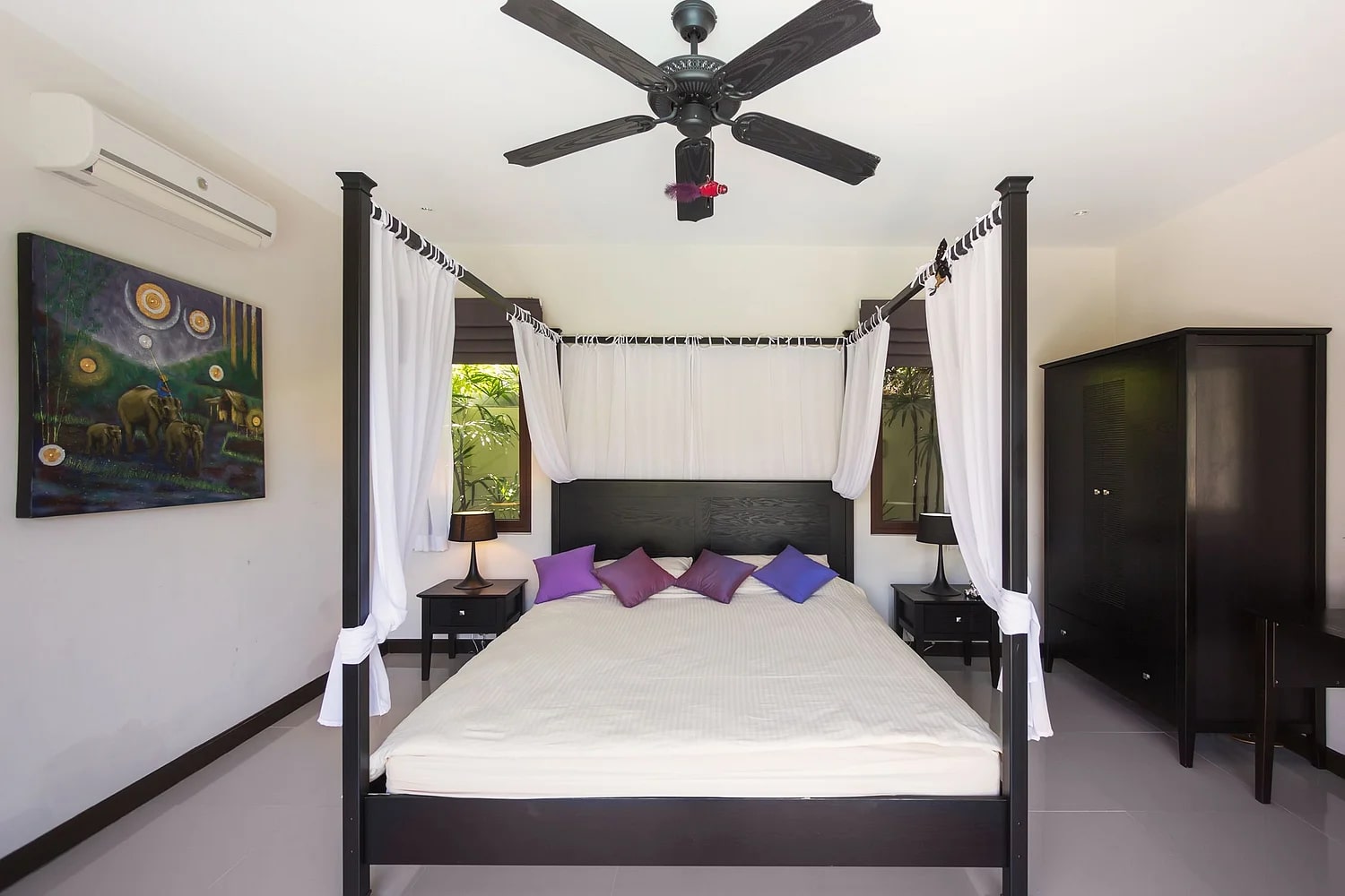 Cozy villa with a pool in Rawai, 3 bedrooms