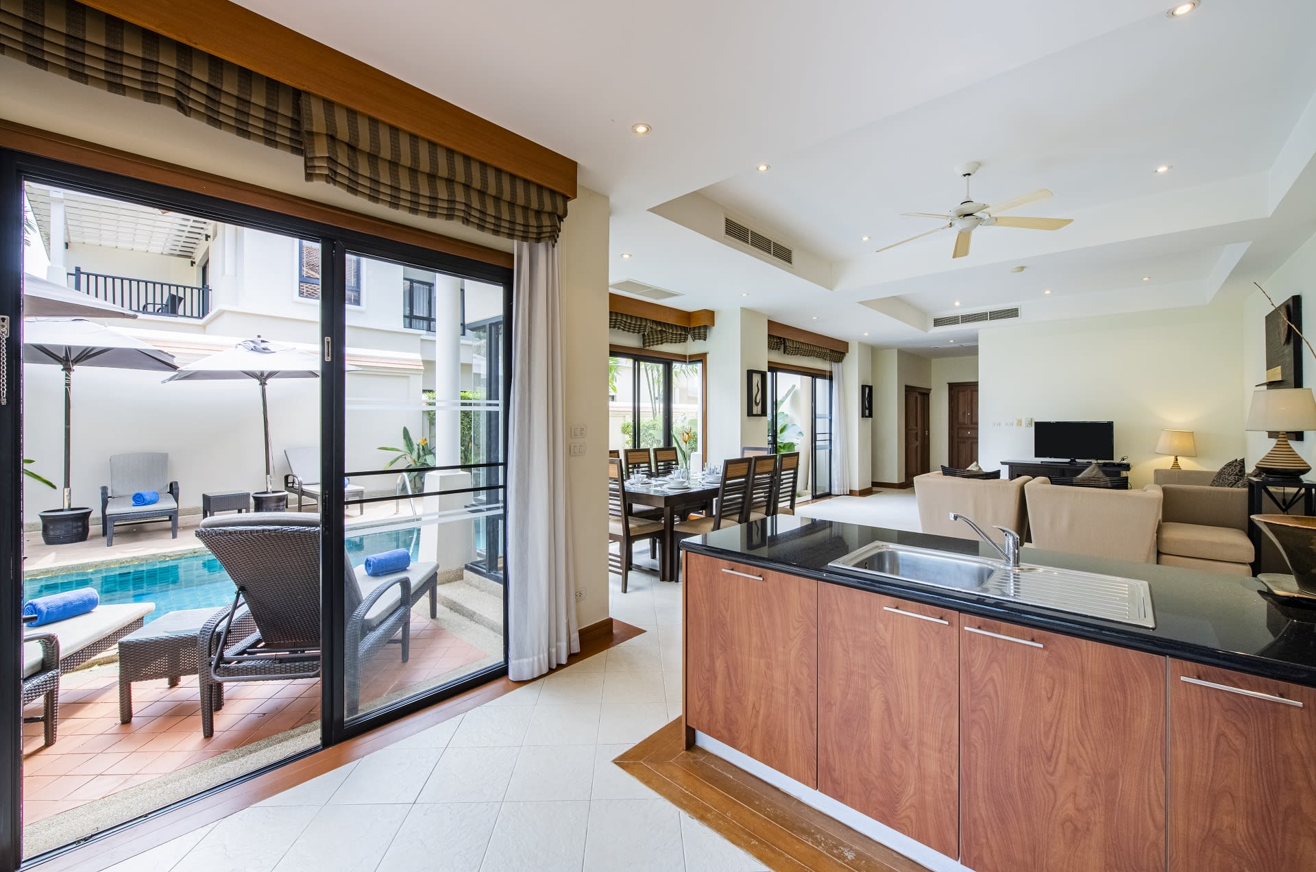 Comfortable villa with pool, 3 bedrooms, Bangtao