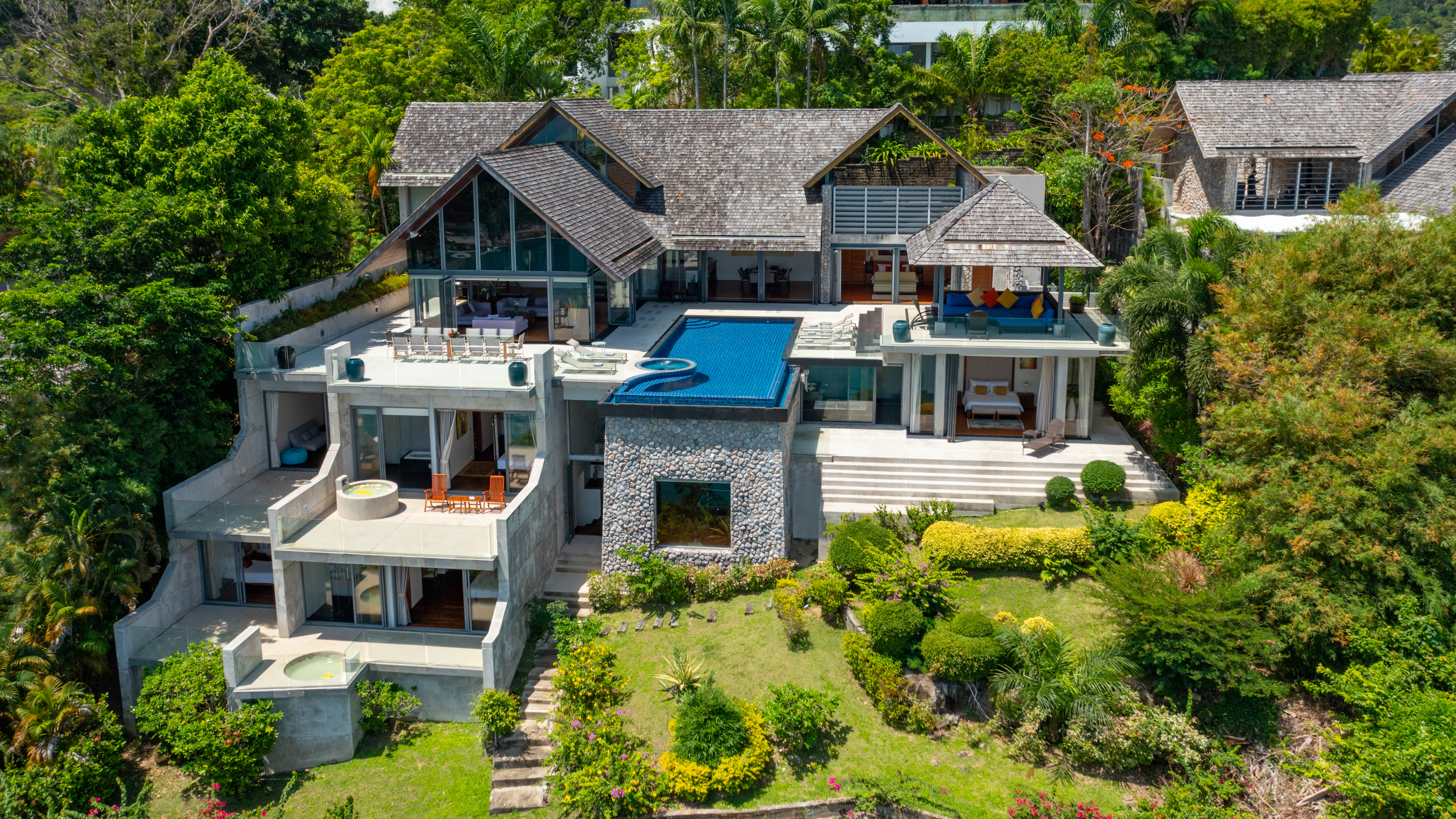 Seafront villa with stylish interior design, 6 bedrooms, Kathu