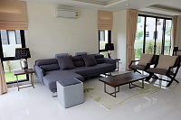 4 bedroom villa with landscaped garden and pool, Bangtao