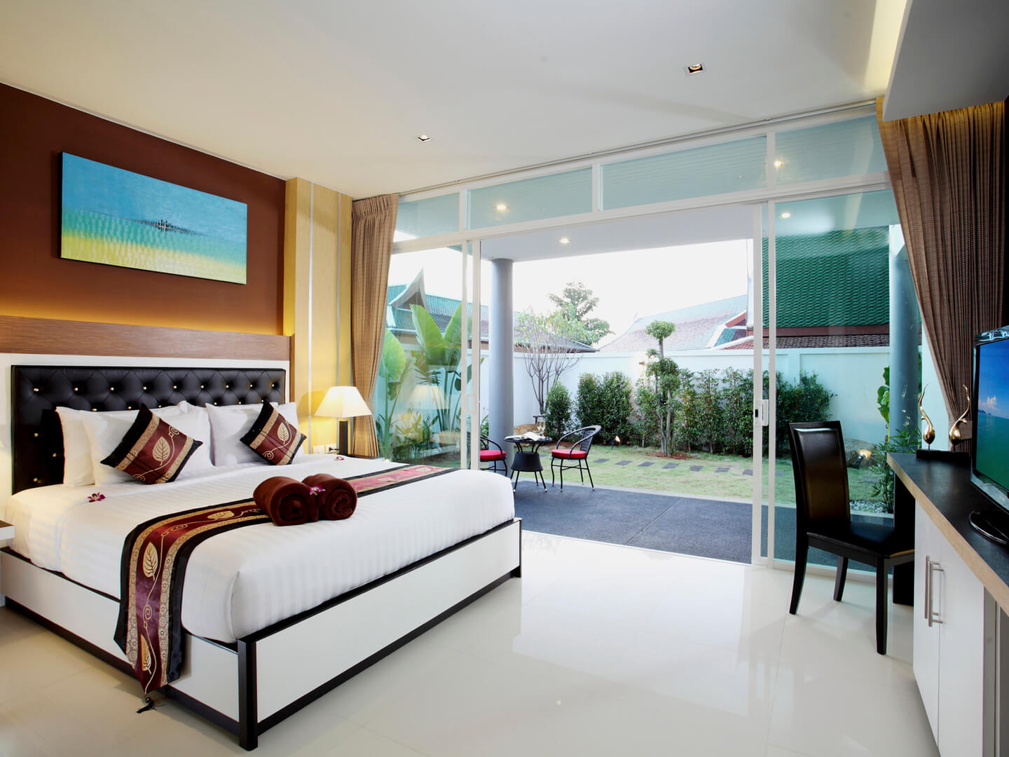 Cozy villa with pool and convenient location, Kata Karon