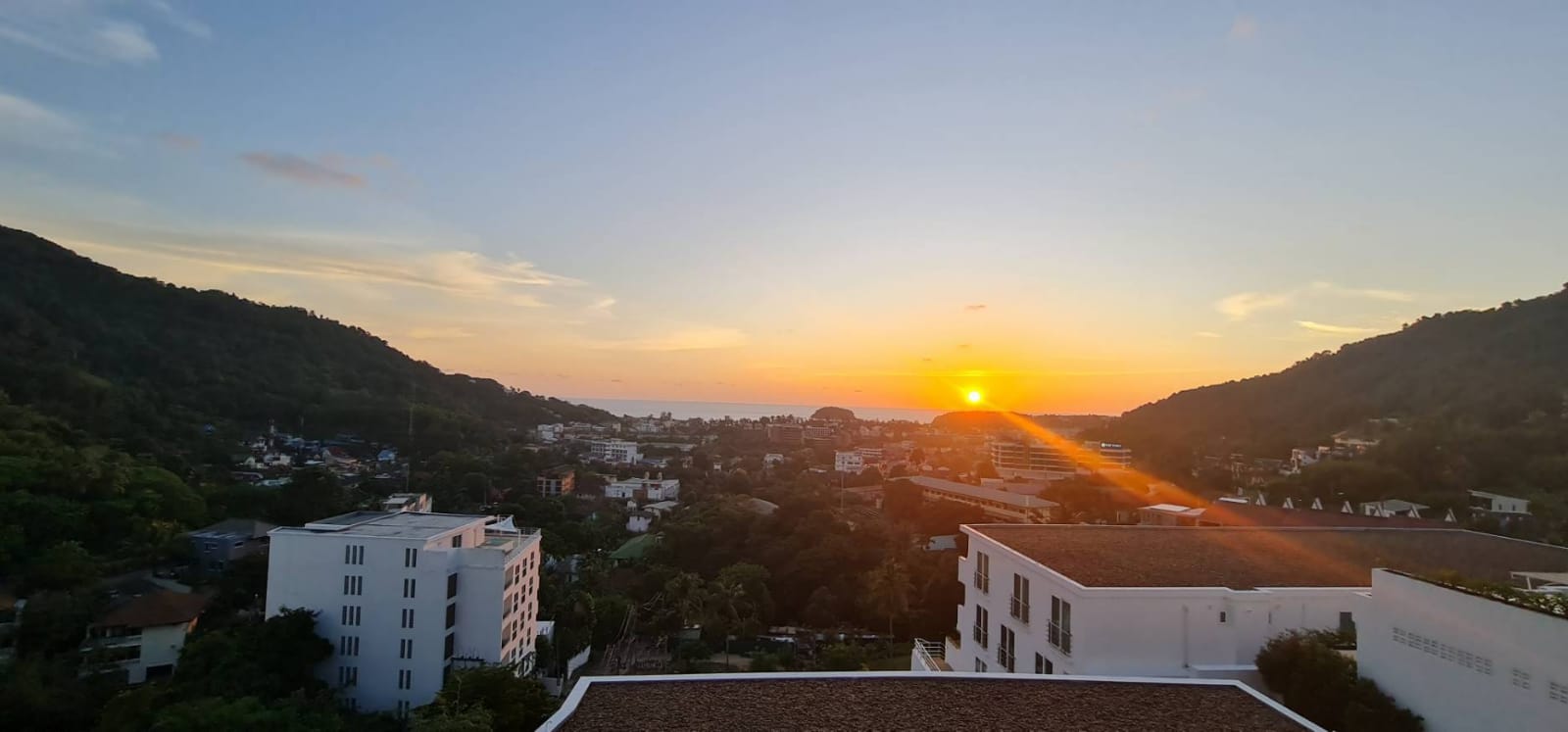 Spacious apartment with panoramic windows, Kata, 3 bedrooms