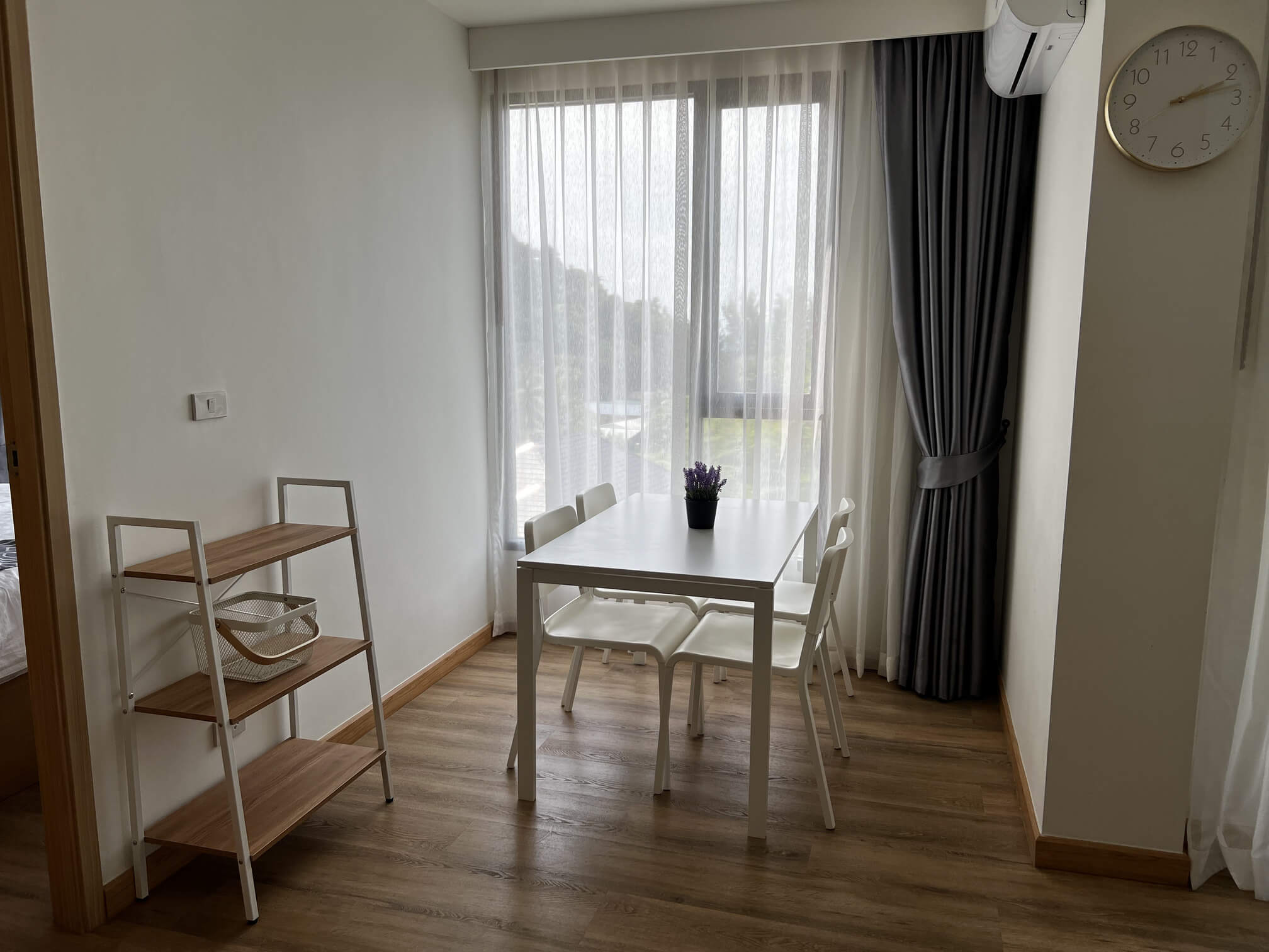 Spacious 1-bedroom apartment in a complex on Surin Beach