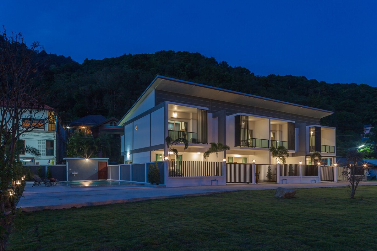 3-bedroom villa with a picturesque view, Kata