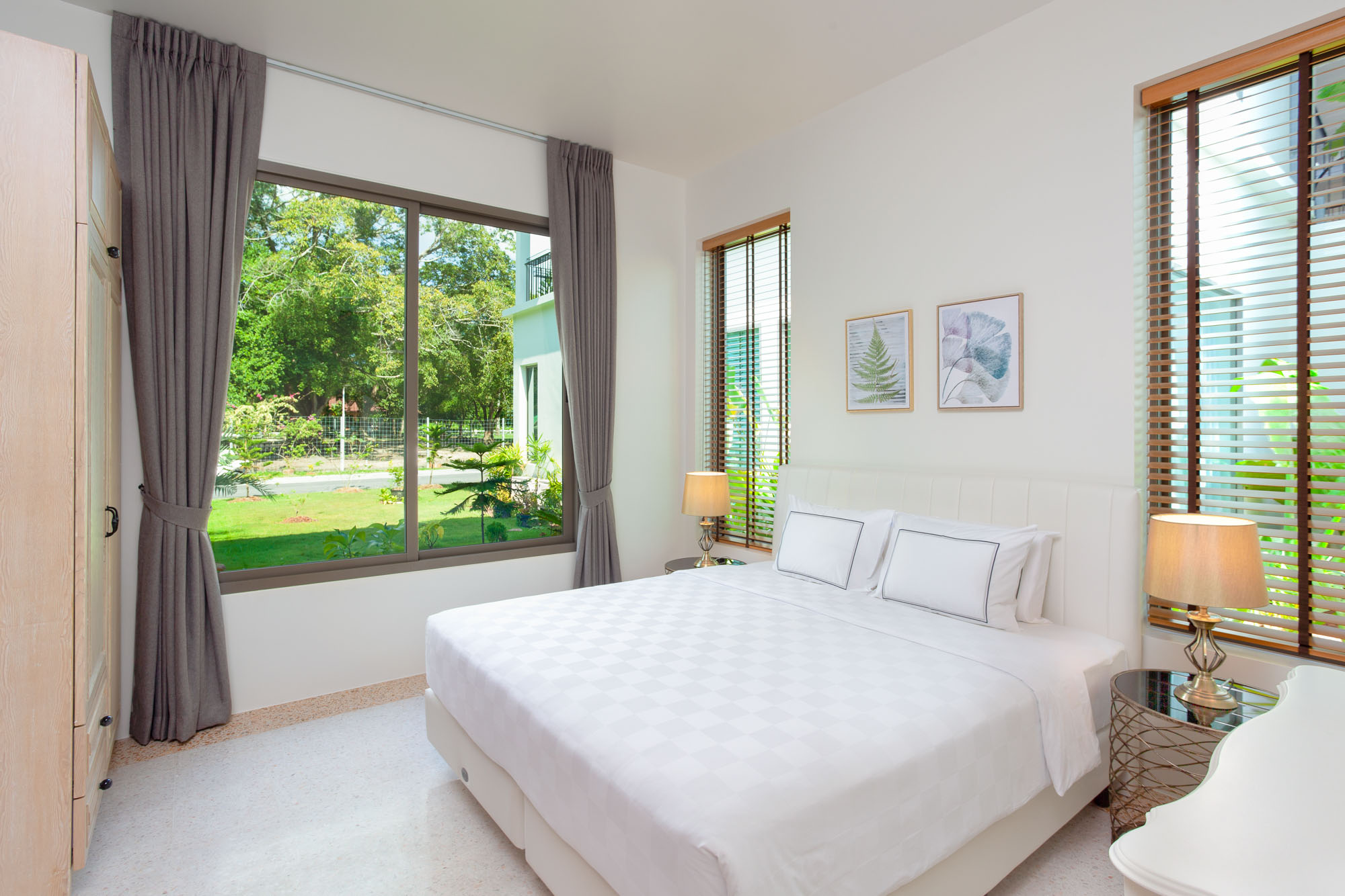 Two-storey villa with a pool in Rawai, 3 bedrooms