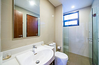 Luxurious 4 bedroom rooftop pool villa, Bangtao