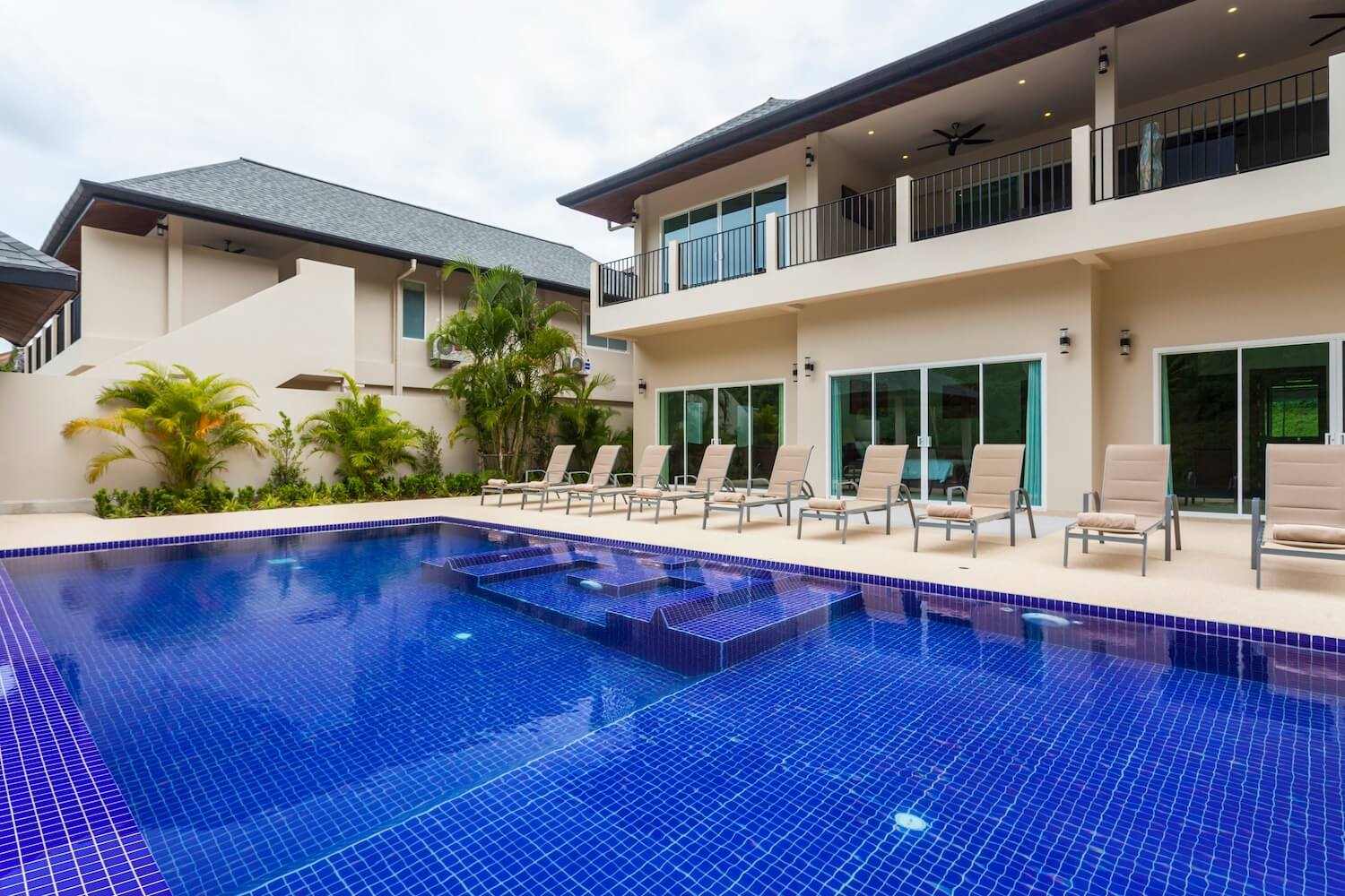 Luxury 7 bedroom villa, Nai Harn