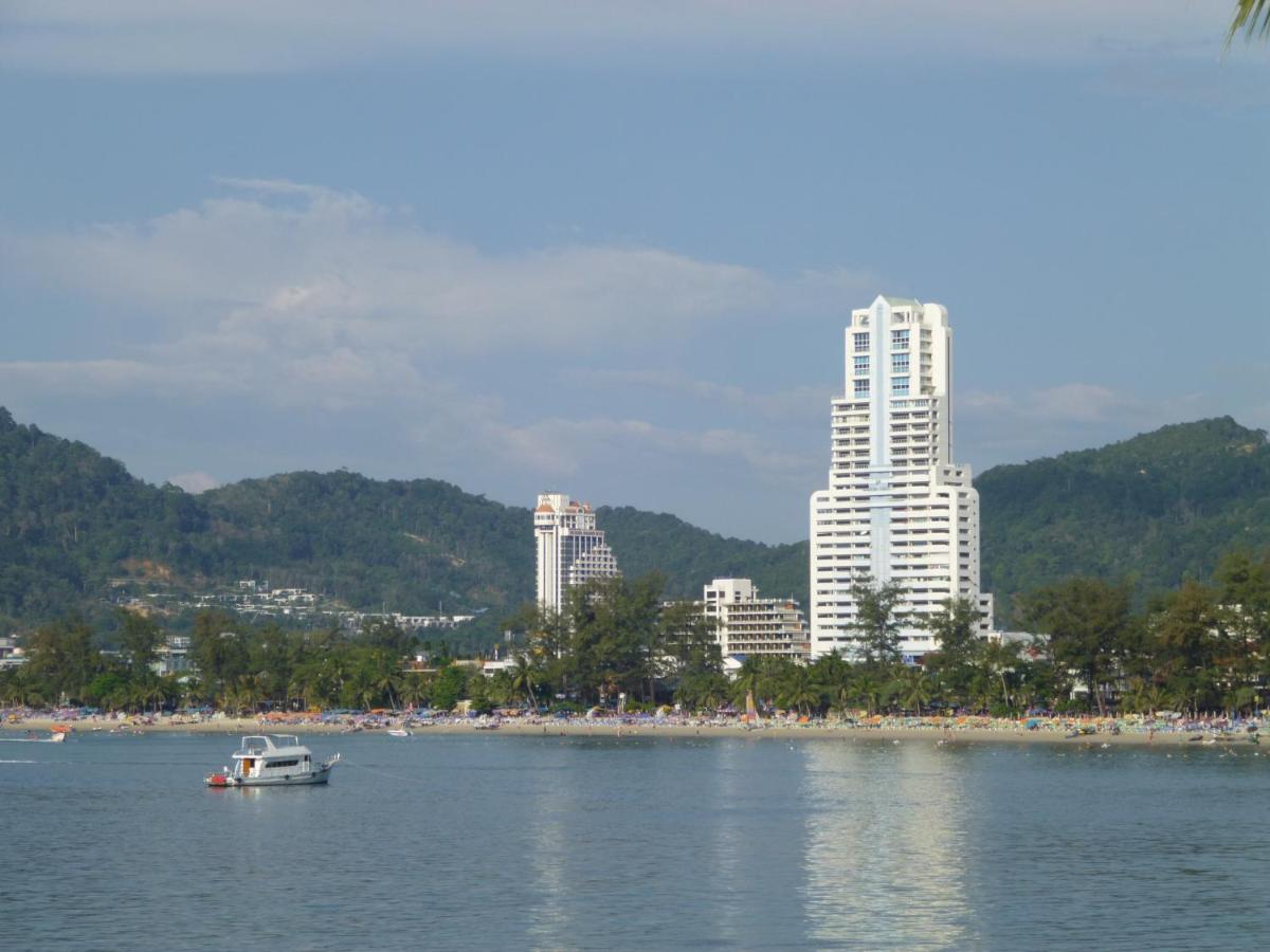 Apartment with a modern interior in a new residential complex 5 minutes from Patong Beach., 1 bedroom