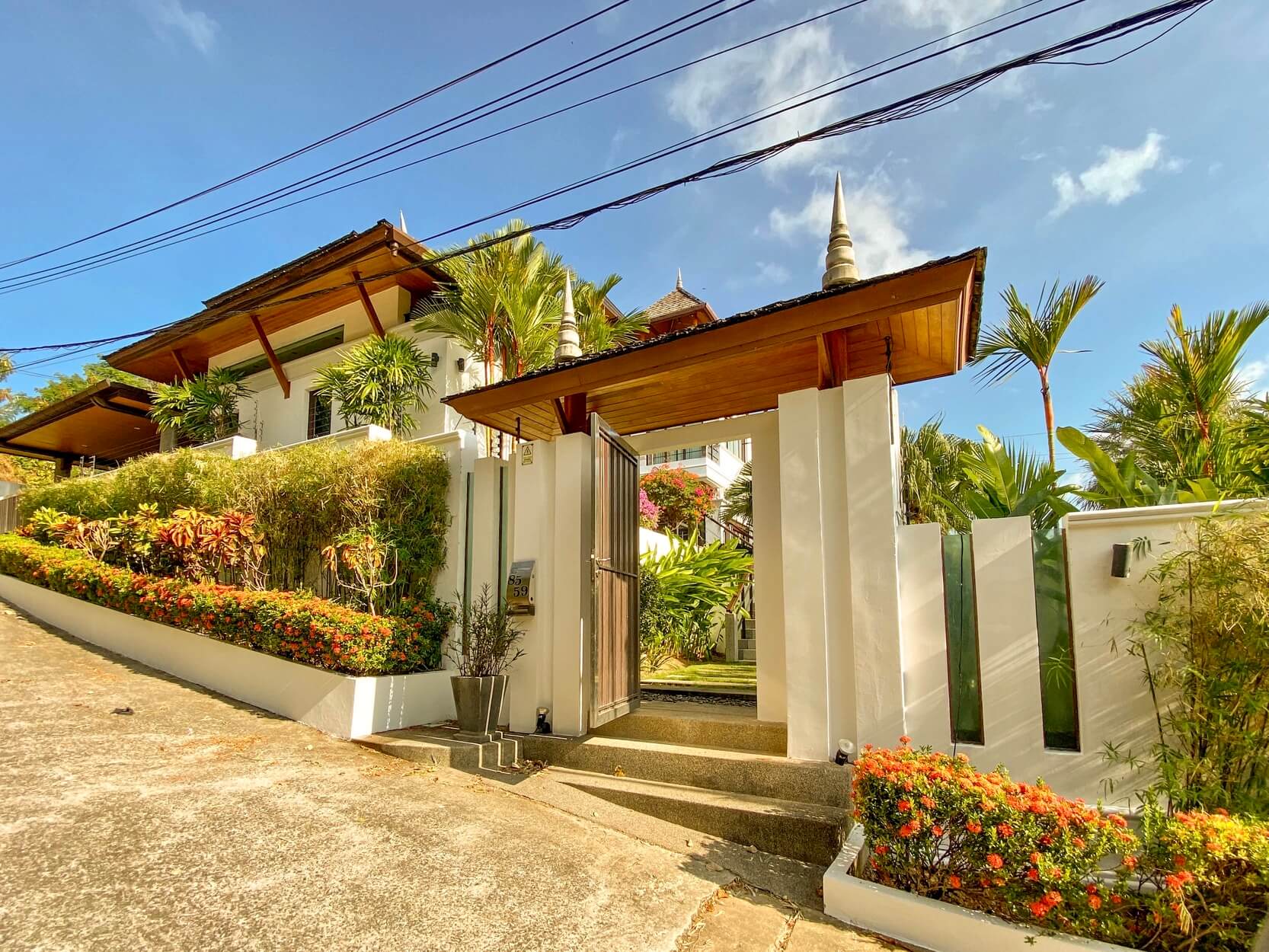 Stylish 4 bedroom villa, Rawai