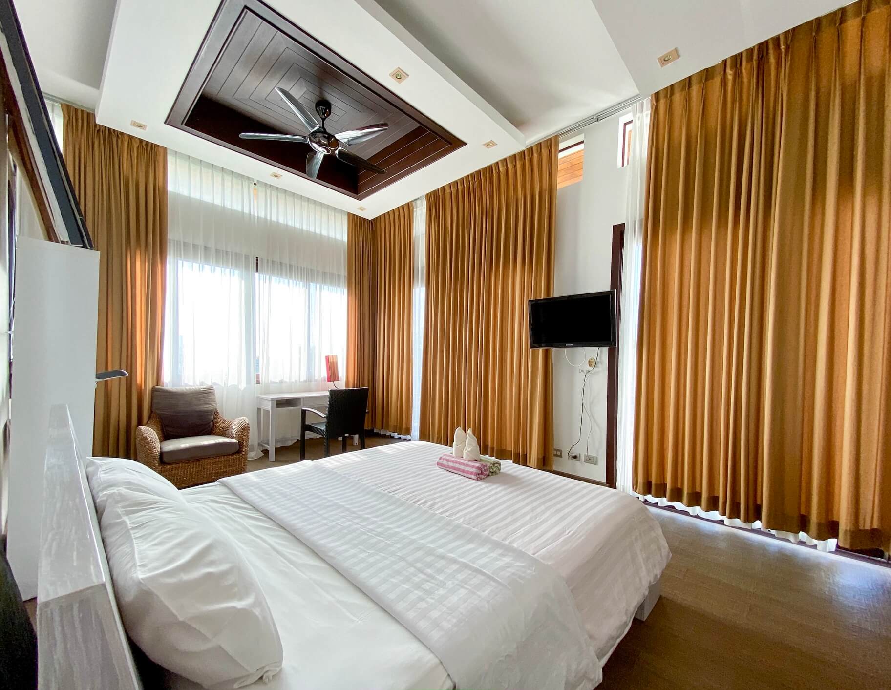 Stylish 4 bedroom villa, Rawai