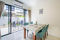 Modern townhouse with swimming pool in Bangtao, 3 bedrooms
