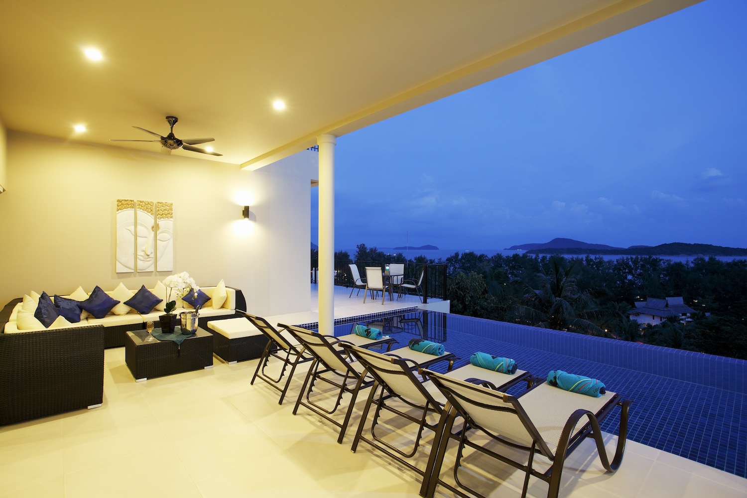 Villa with pool and private terrace, 9 bedrooms, Rawai