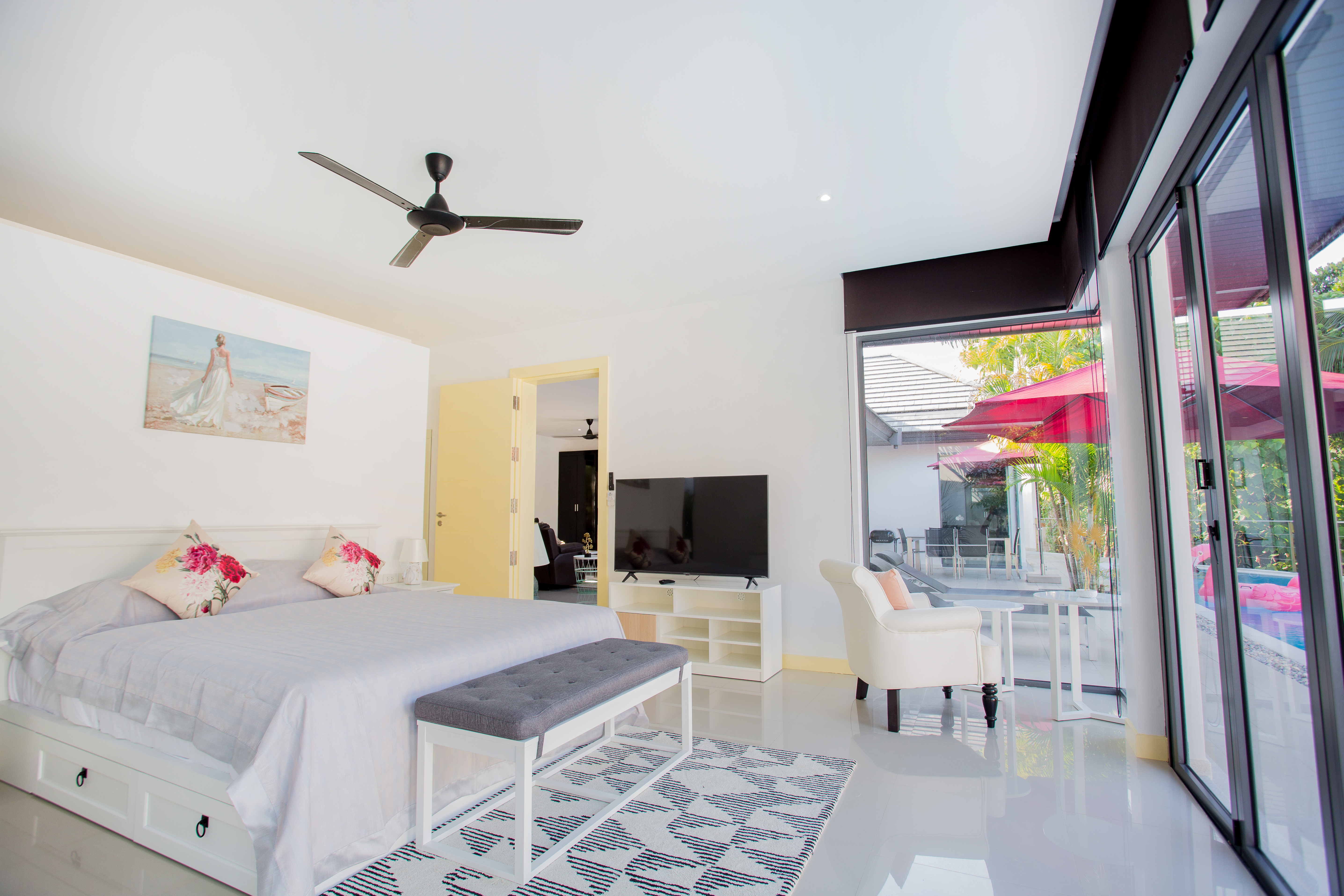 Spacious 4 bedroom contemporary style villa, Rawai