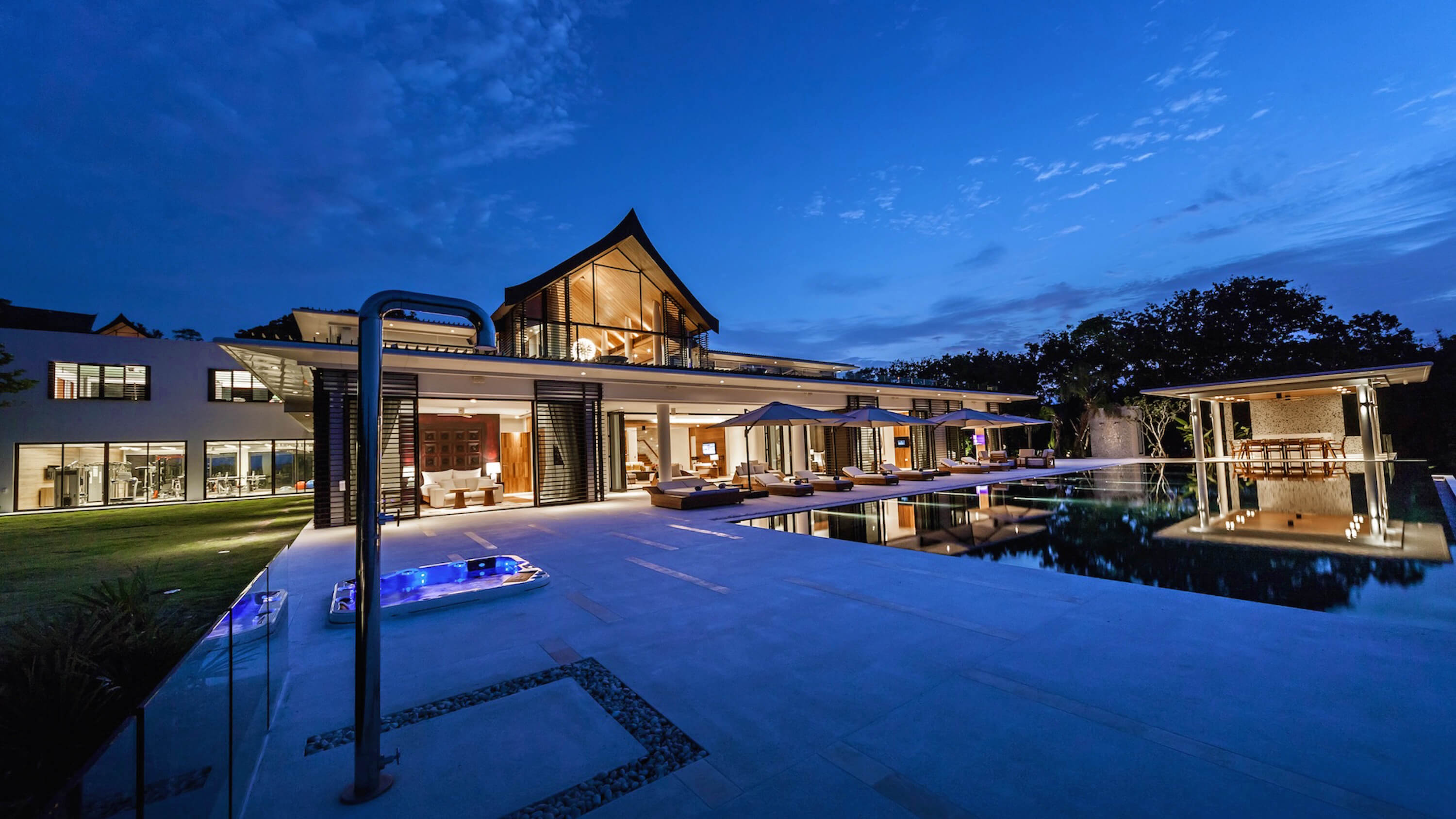 7 bedroom villa on the east coast of Phuket in the exclusive Cape Yamu estate
