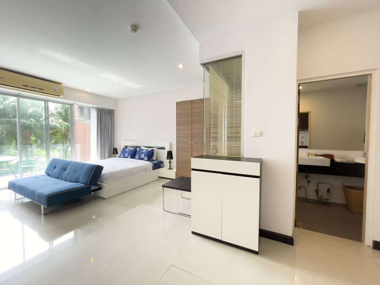 Studio apartment in Karon