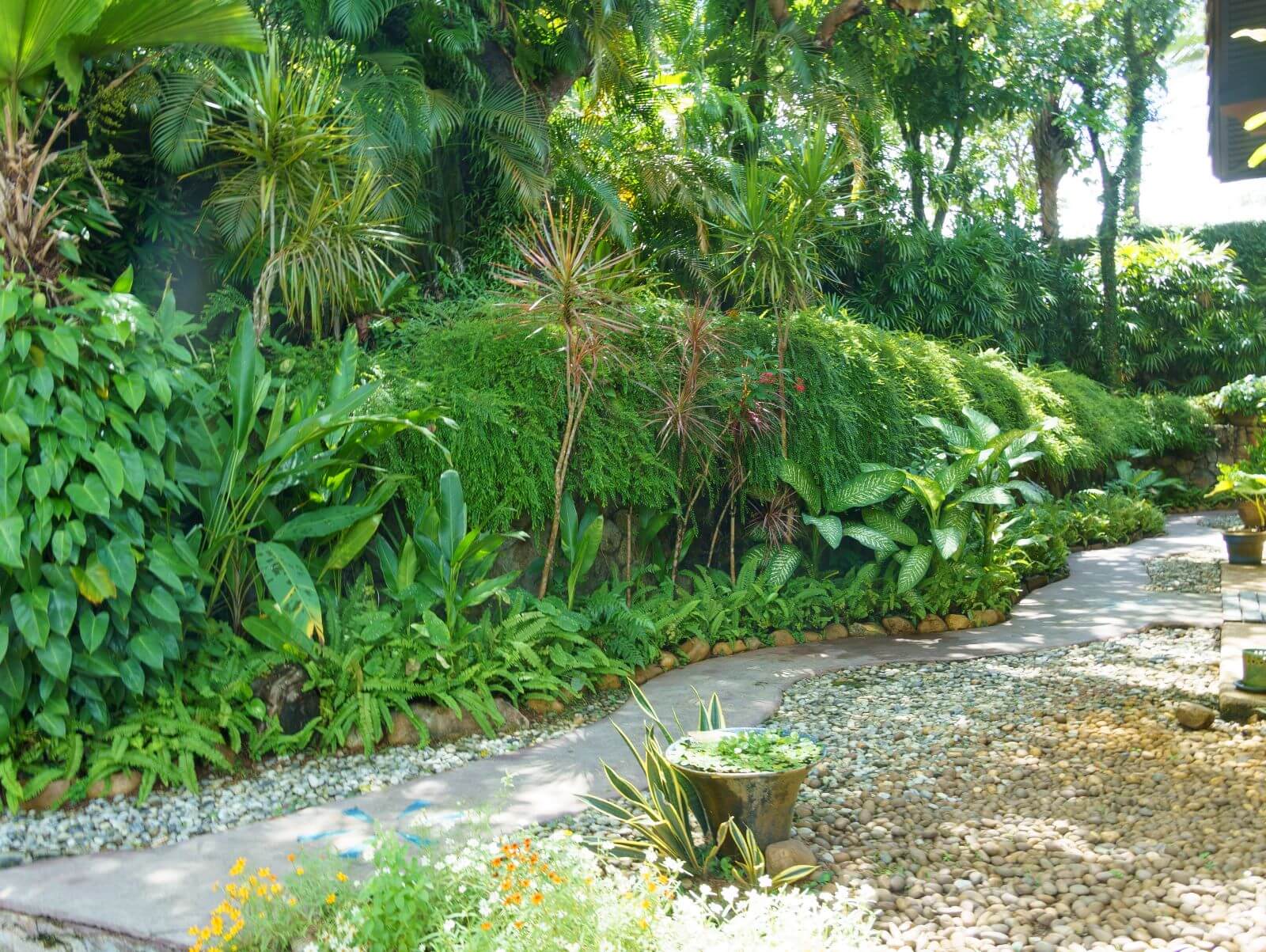 Ideal villa on rocky cliffs in Kamala area, 4 bedrooms