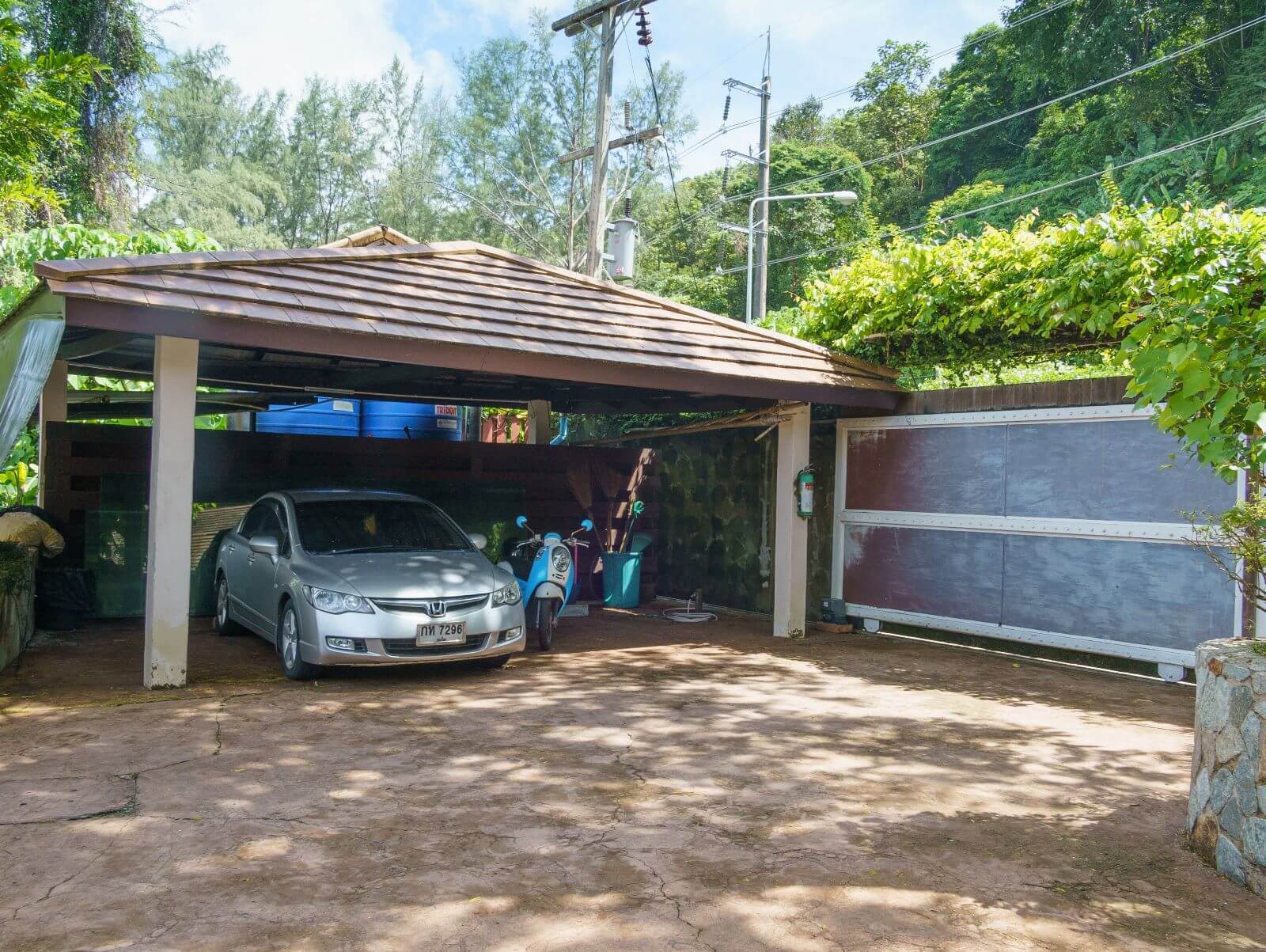 Ideal villa on rocky cliffs in Kamala area, 4 bedrooms