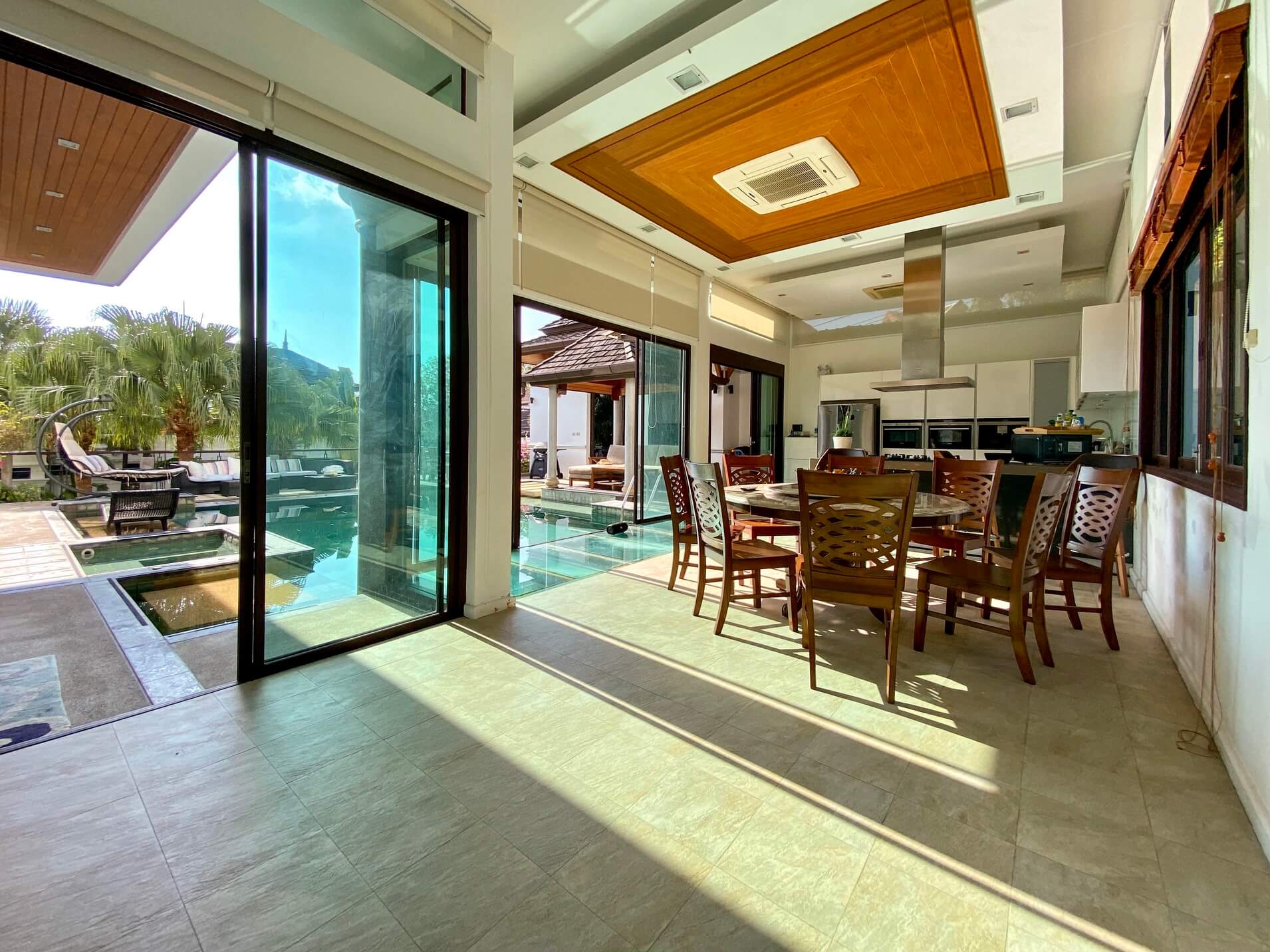 Stylish 4 bedroom villa, Rawai