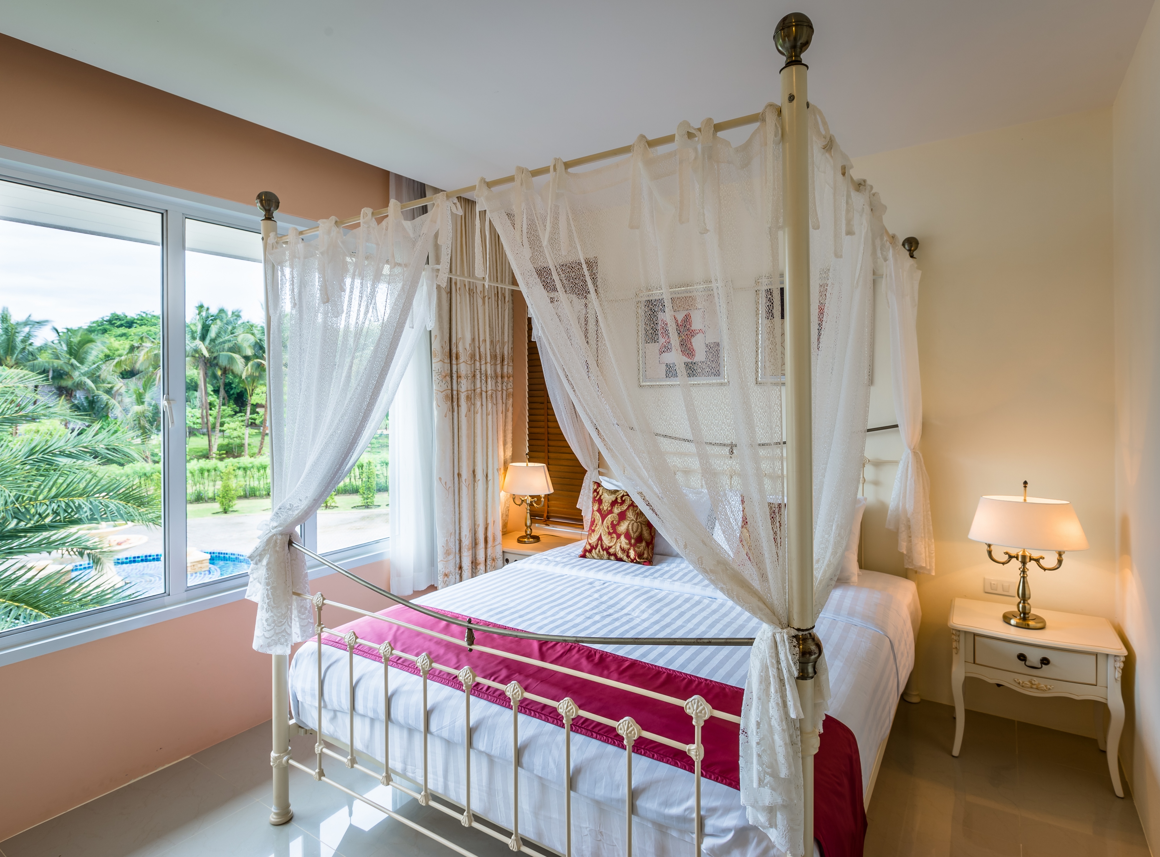 Luxurious two-storey villa with sea views and a private pool in Rawai, 9 bedrooms