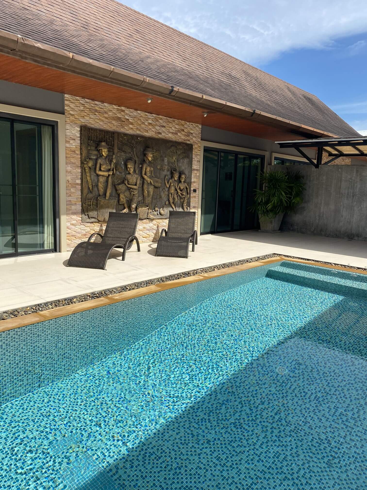 Stylish villa with pool, 2 bedrooms, Chalong area