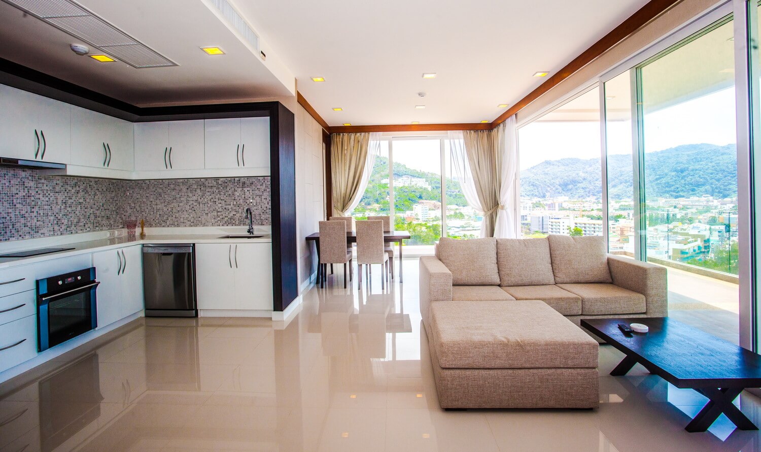 Spacious 2-room studio with modern design, Kata