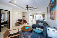 Modern townhouse with swimming pool in Bangtao, 3 bedrooms