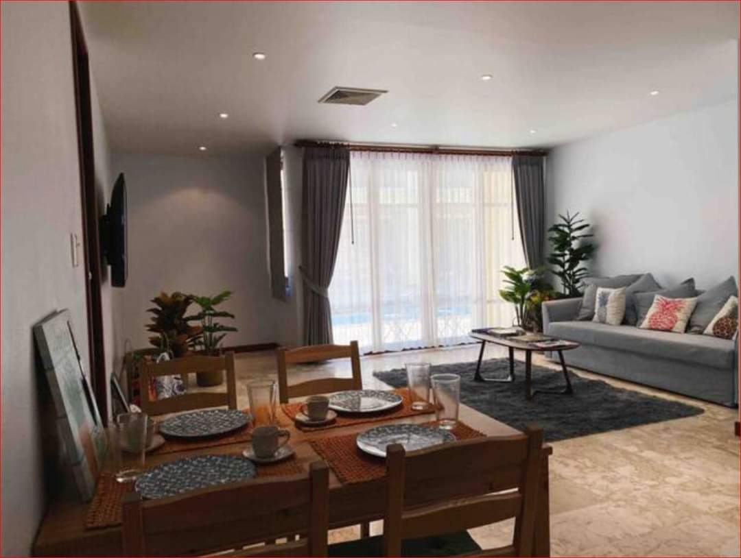 Beachfront apartment, 2 bedrooms, Surin