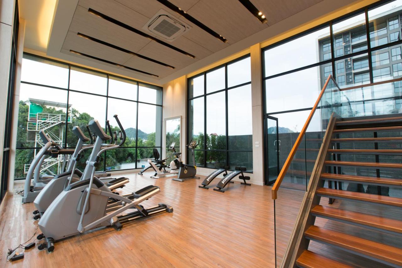 Apartment with a huge pool on the territory, 2 bedrooms, Phuket Town
