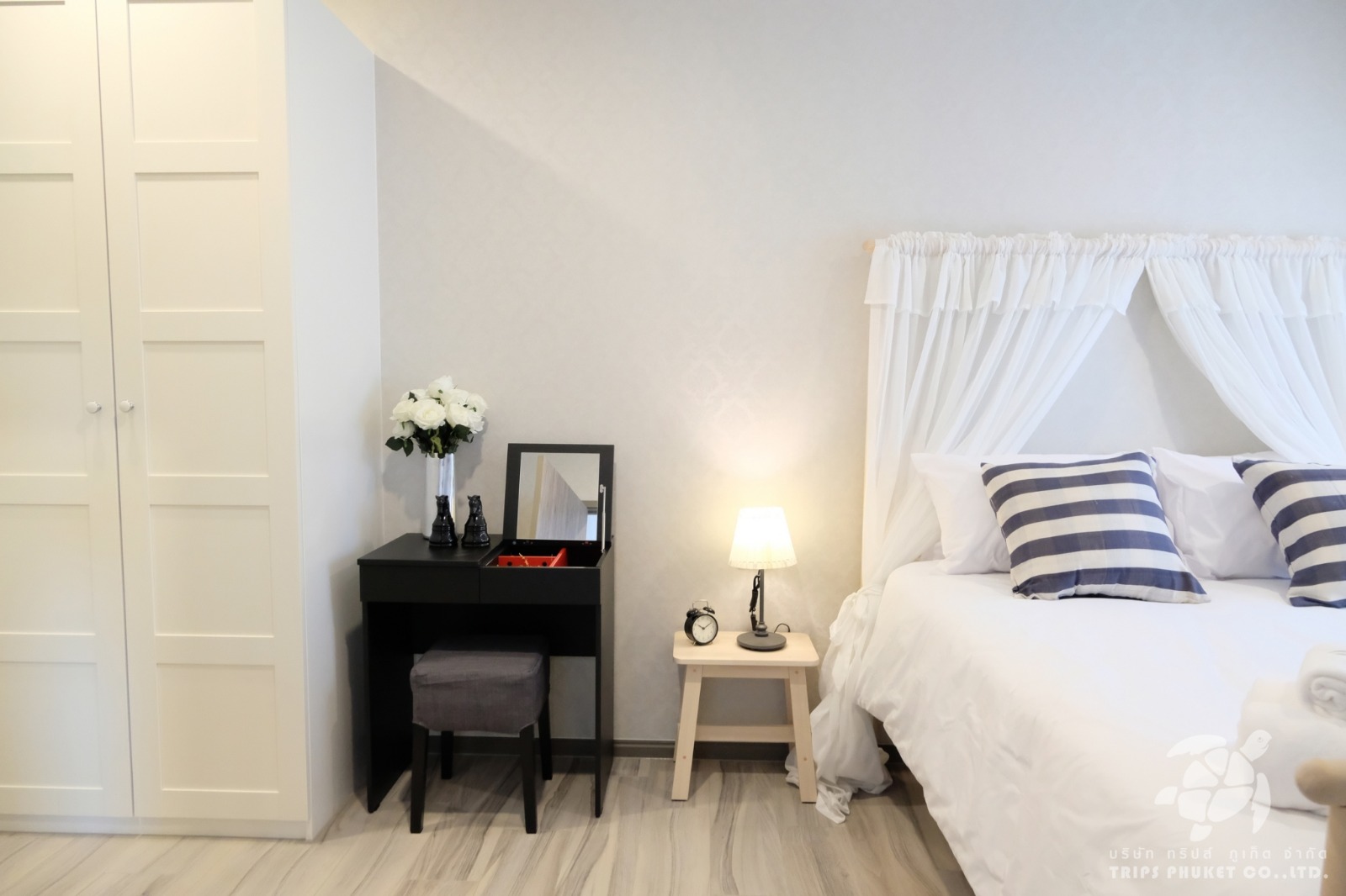 Bright apartment with modern interior design in Nai Yang Beach, 2 bedrooms