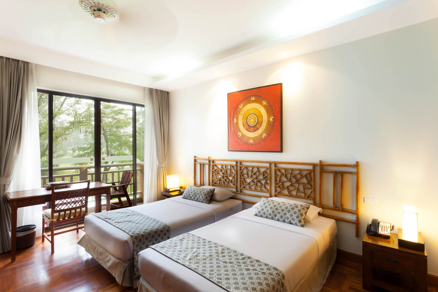 Spacious two-bedroom apartment in a cozy complex, Bangtao