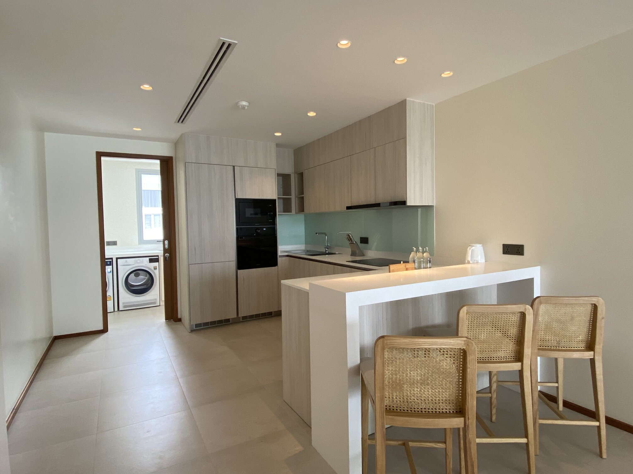 Spacious bright apartment with 2 bedrooms and everything you need for living, Bangtao