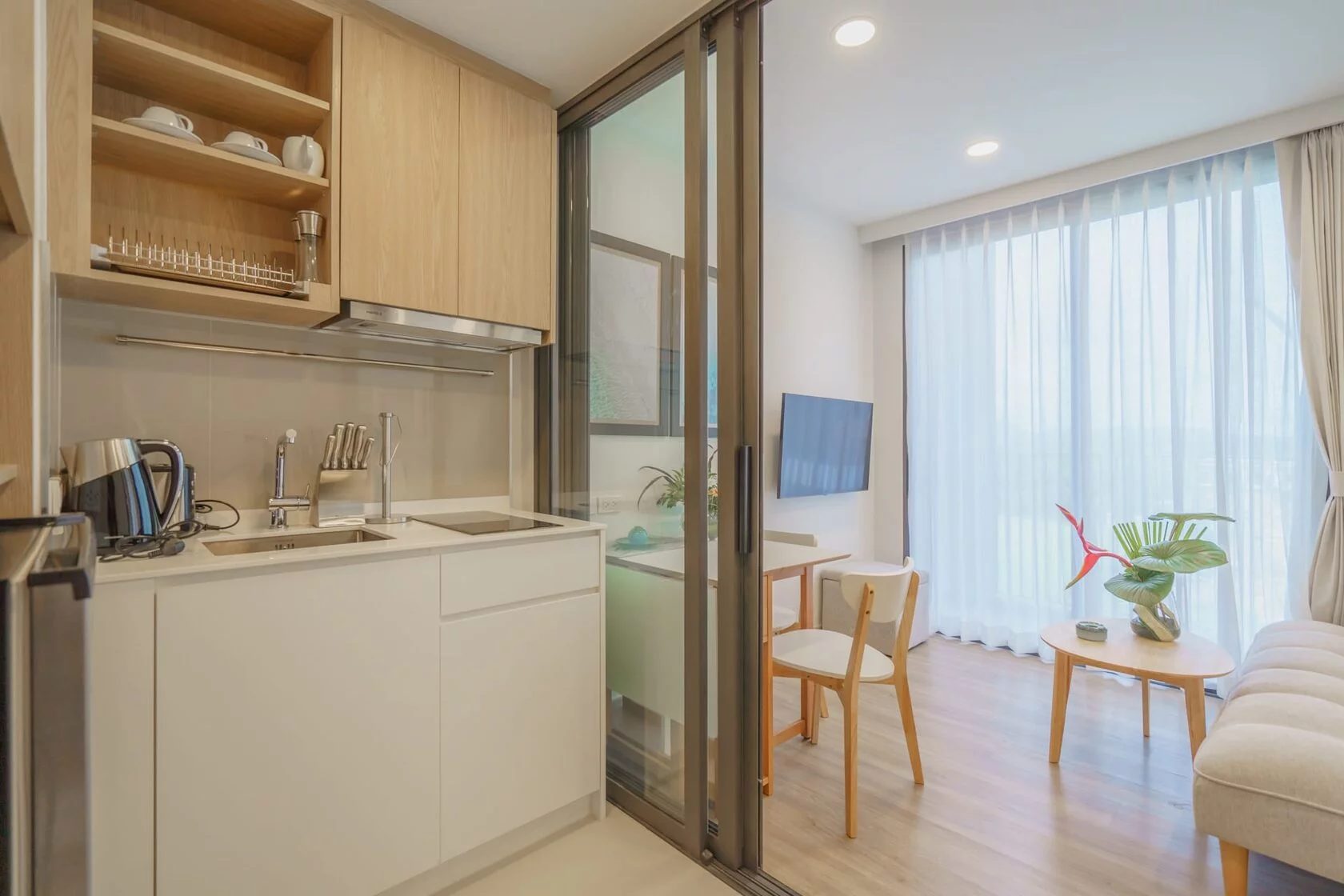 Modern Bangtao Golf View Apartment, 1 Bedroom