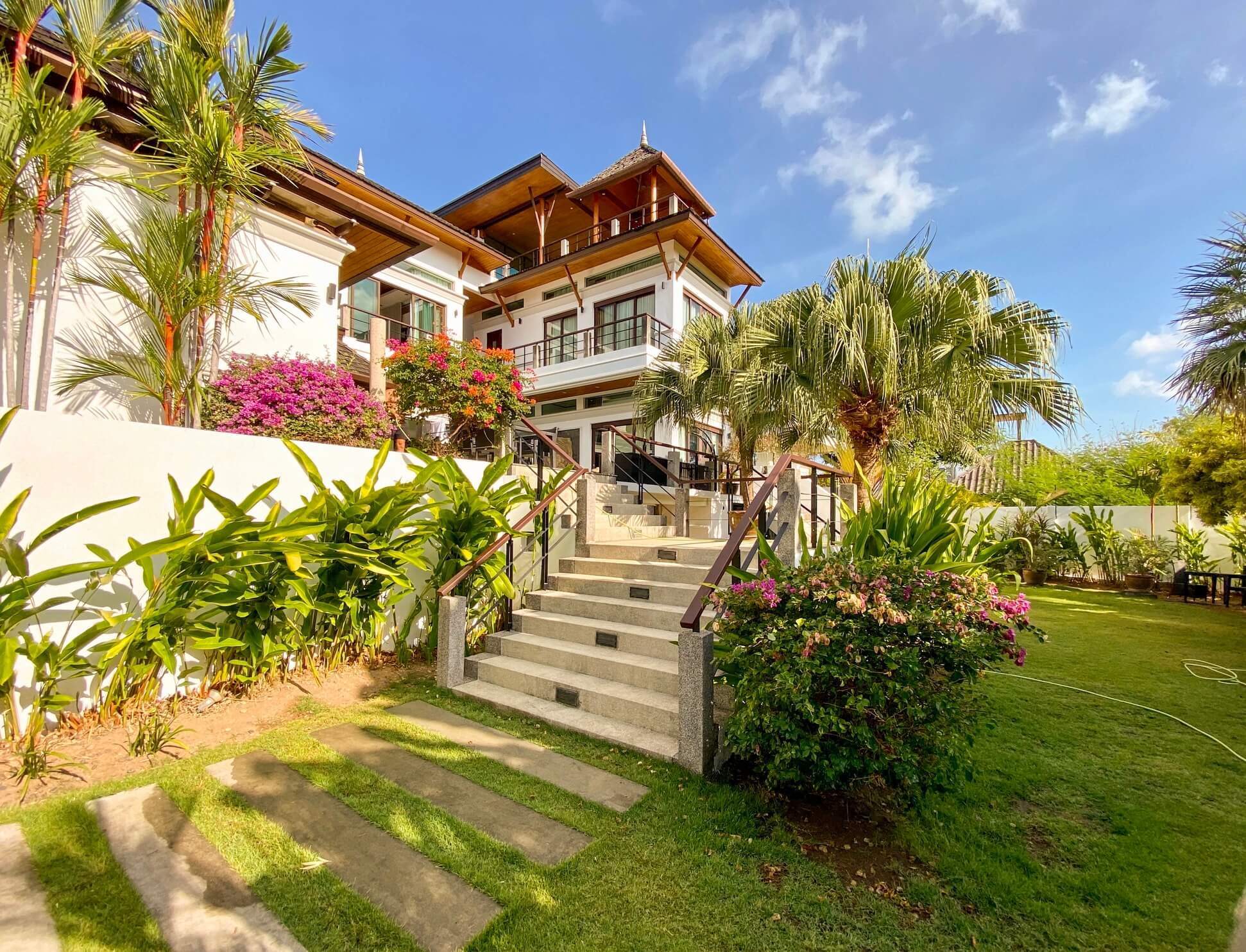 Stylish 4 bedroom villa, Rawai