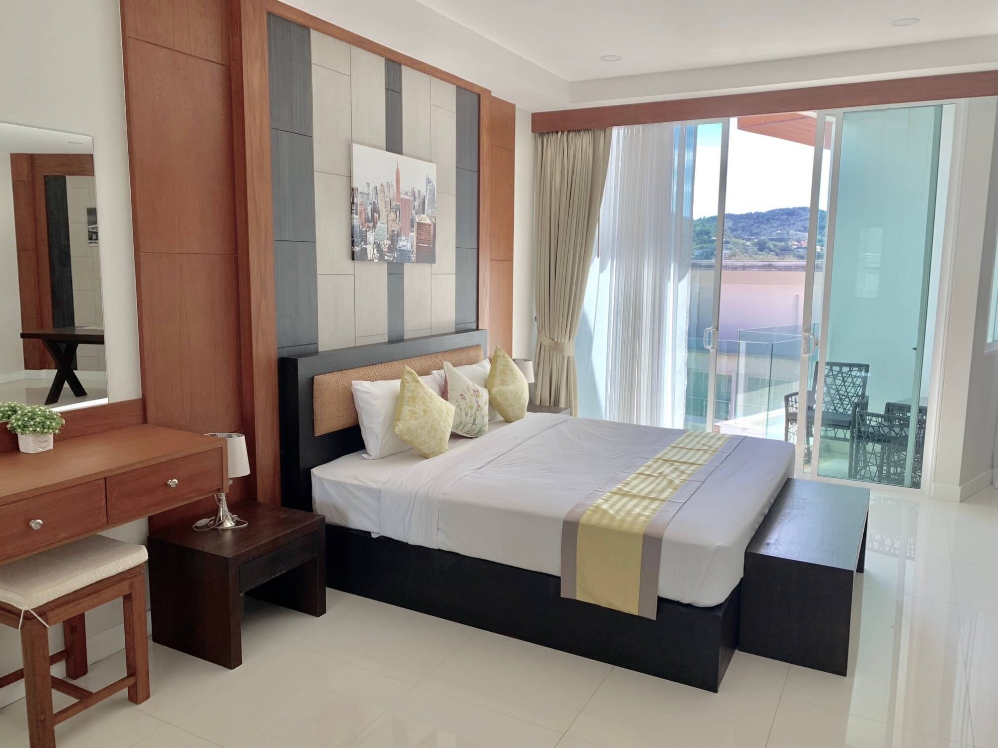 One-Bedroom Apartment with Private Balcony, Kata