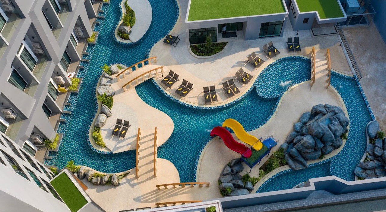 1 bedroom loft style apartment, Nai Harn